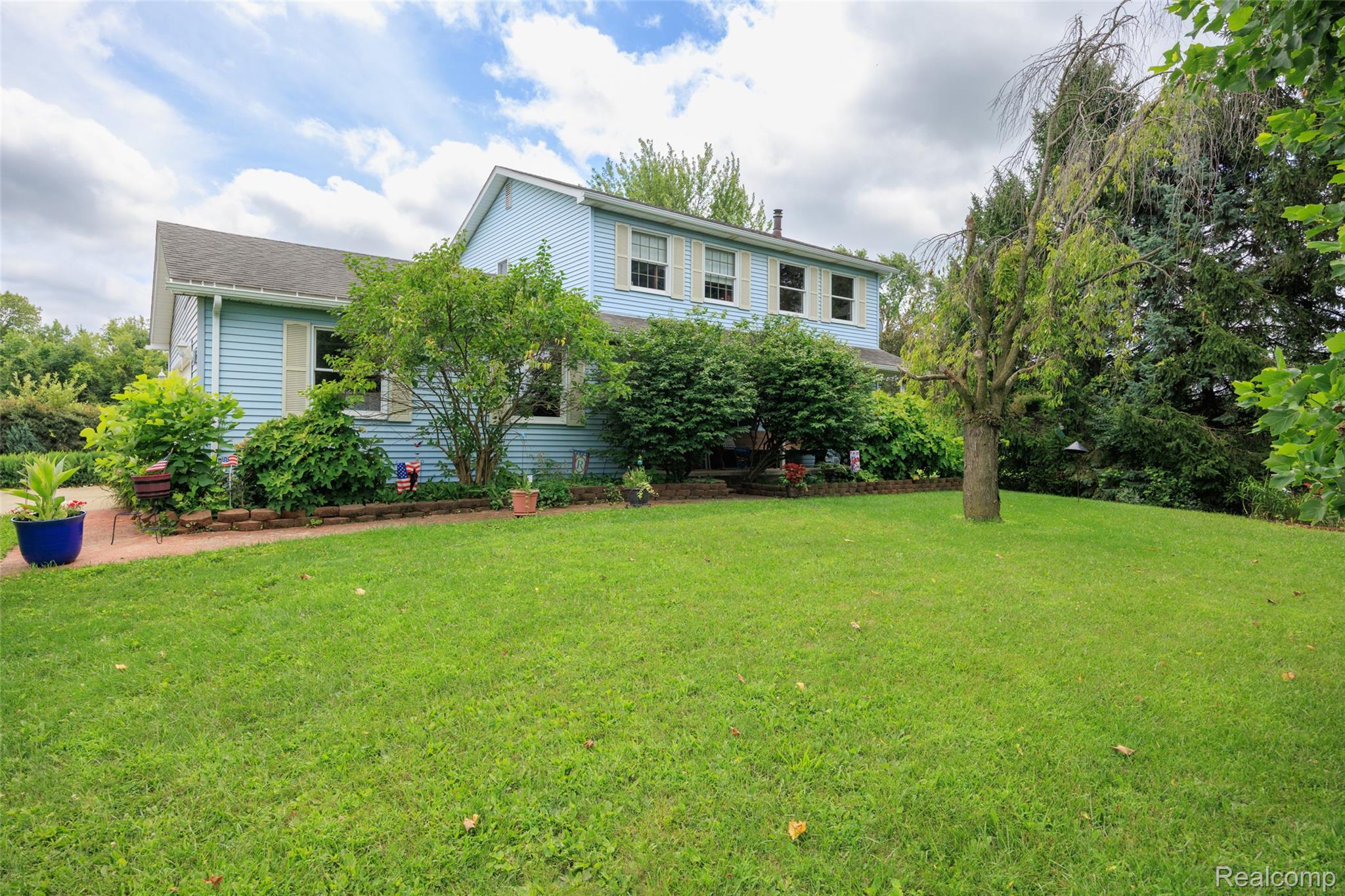 52909 10 Mile Road