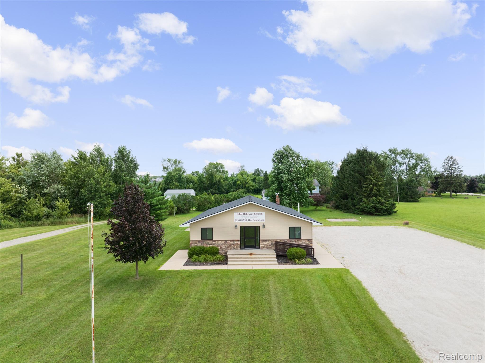 52909 10 Mile Road