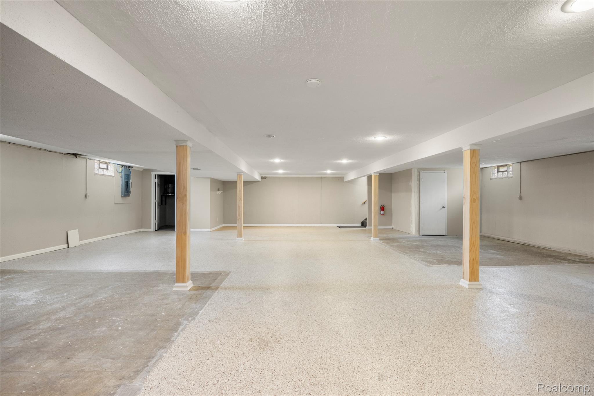 52909 10 Mile Road