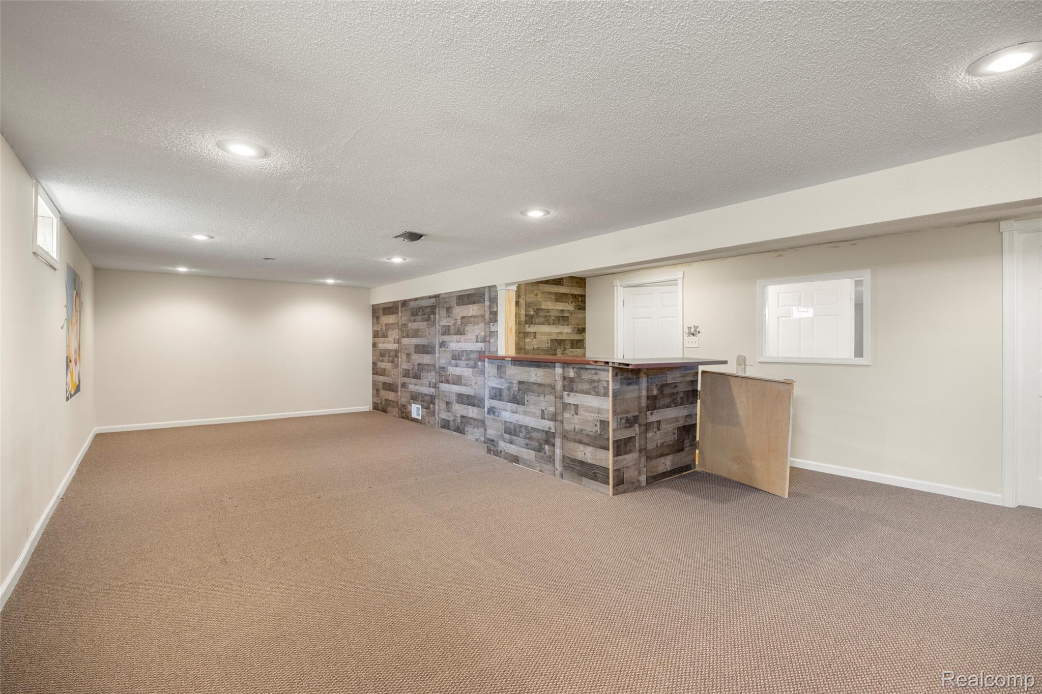 52909 10 Mile Road