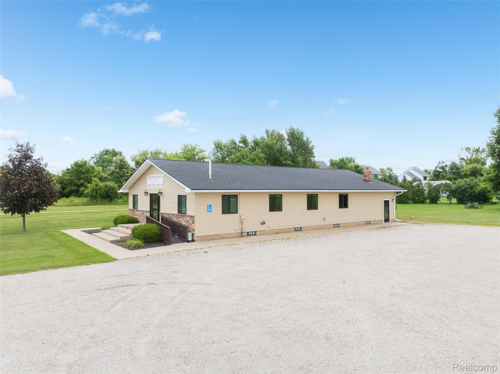 52909 10 Mile Road