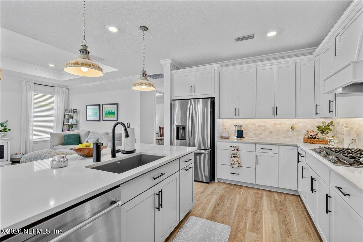 10947 TOWN VIEW Drive