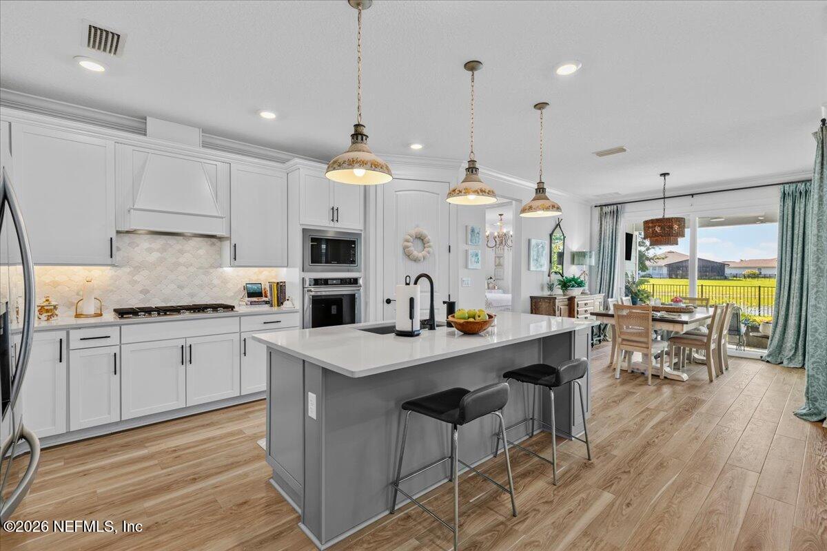 10947 TOWN VIEW Drive
