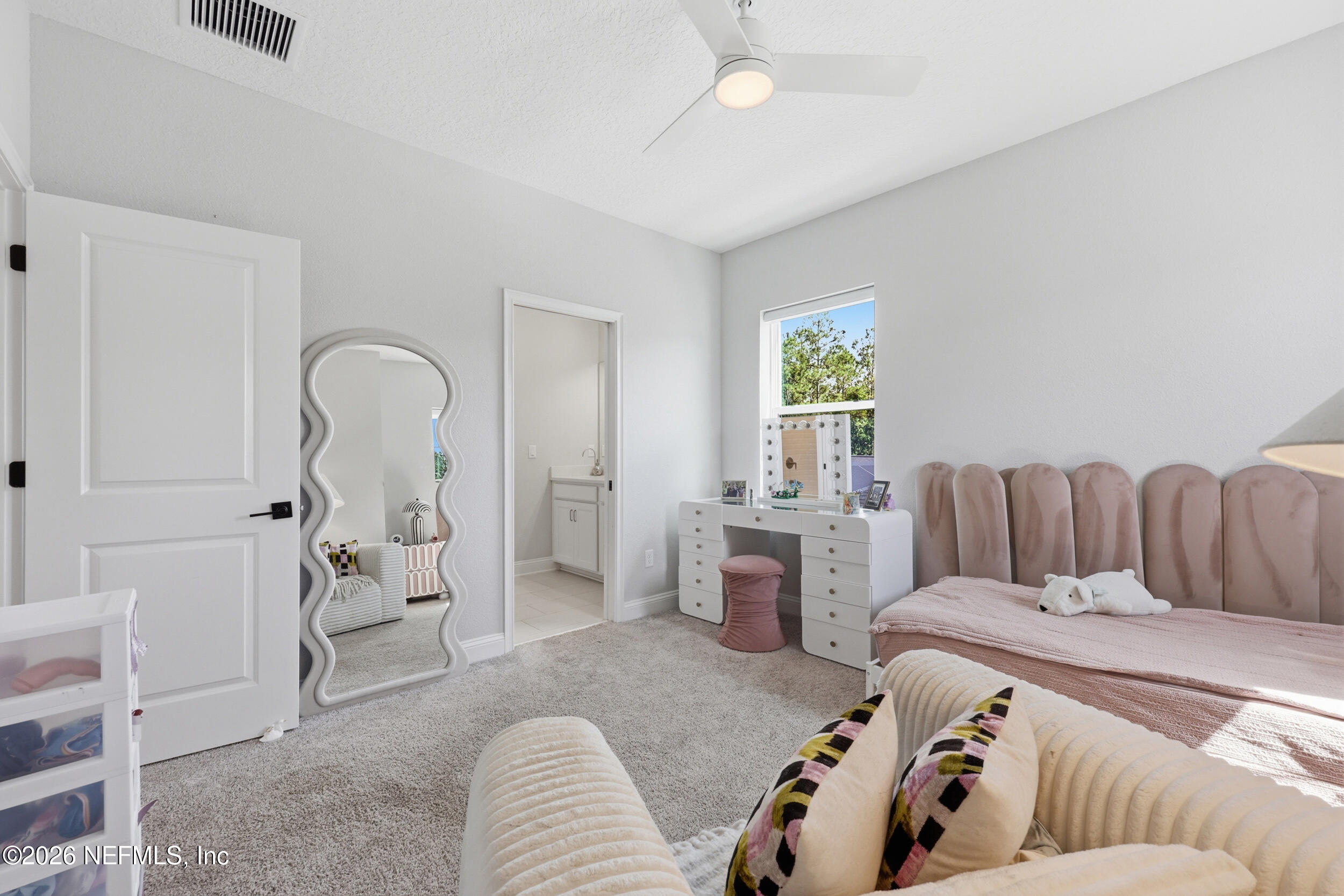 659 SEAGROVE Drive