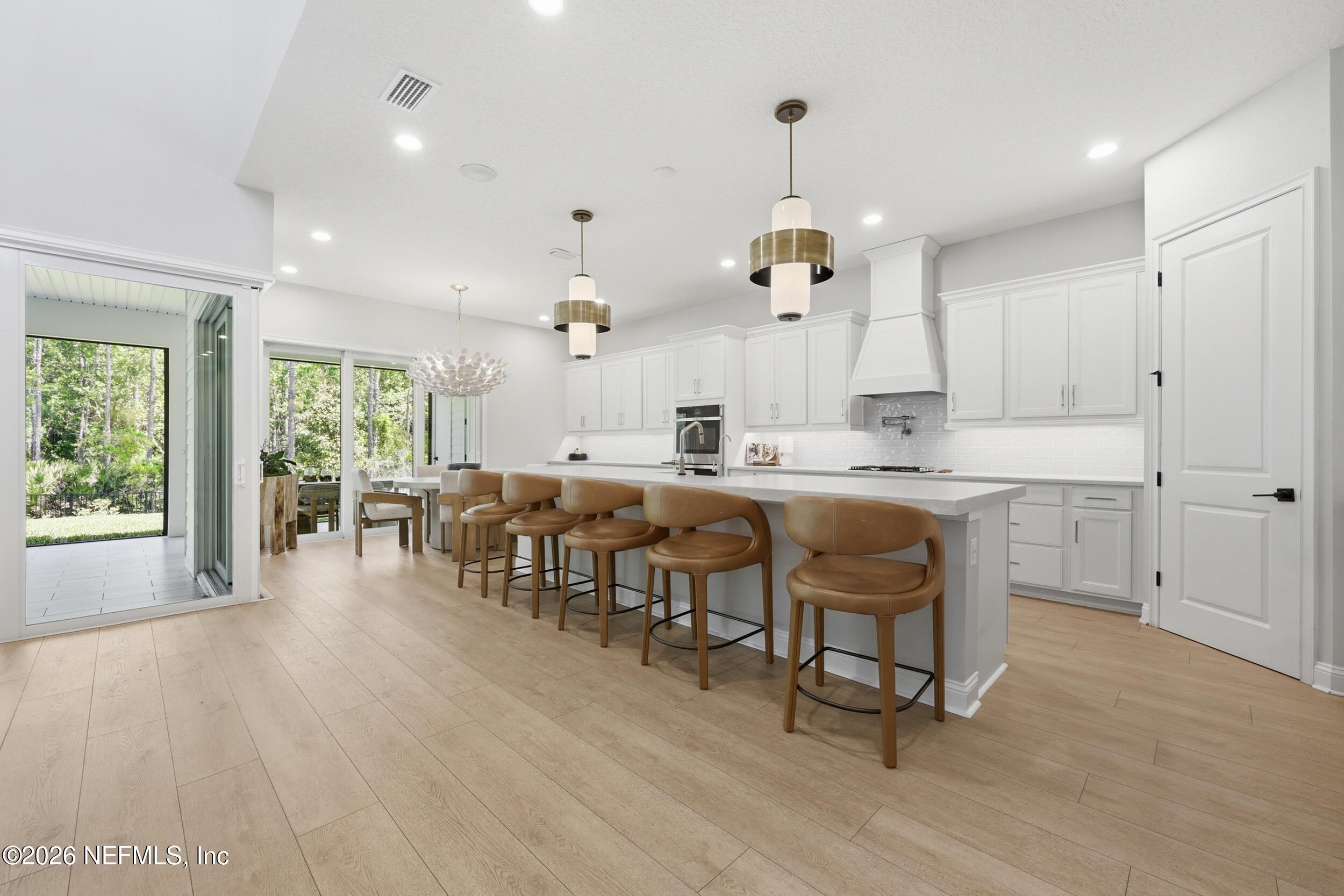 659 SEAGROVE Drive