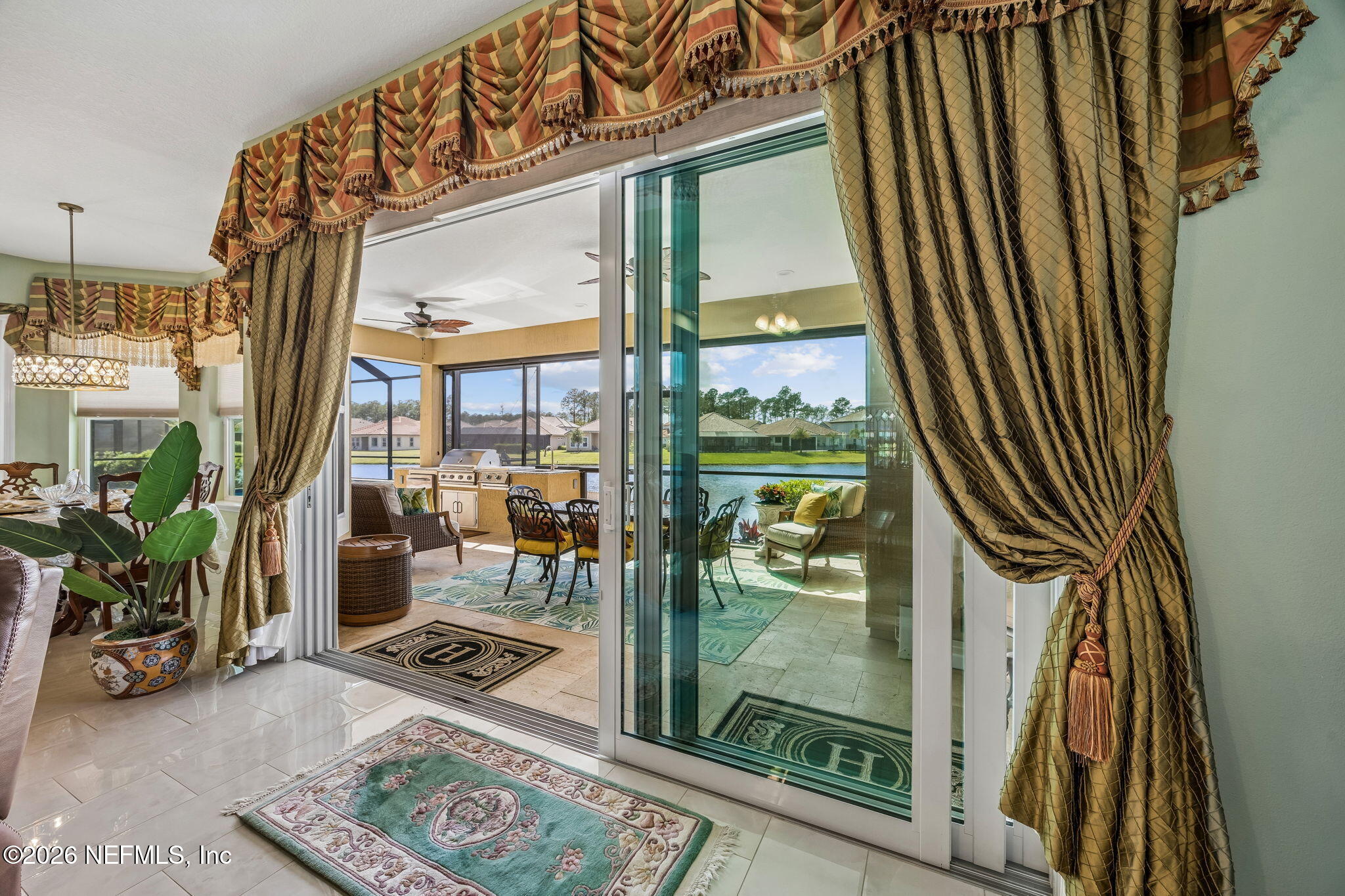 2852 CASSIA Lane
