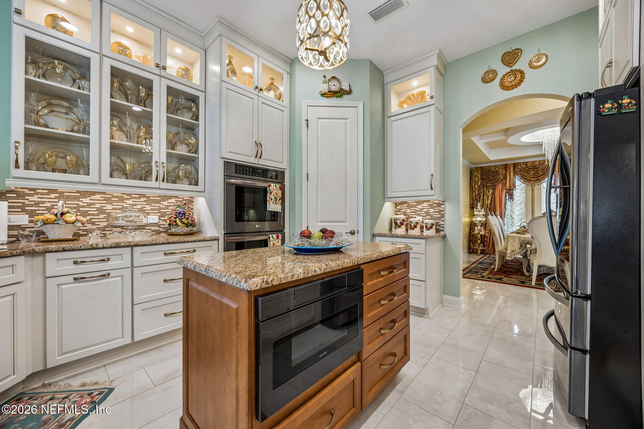 2852 CASSIA Lane