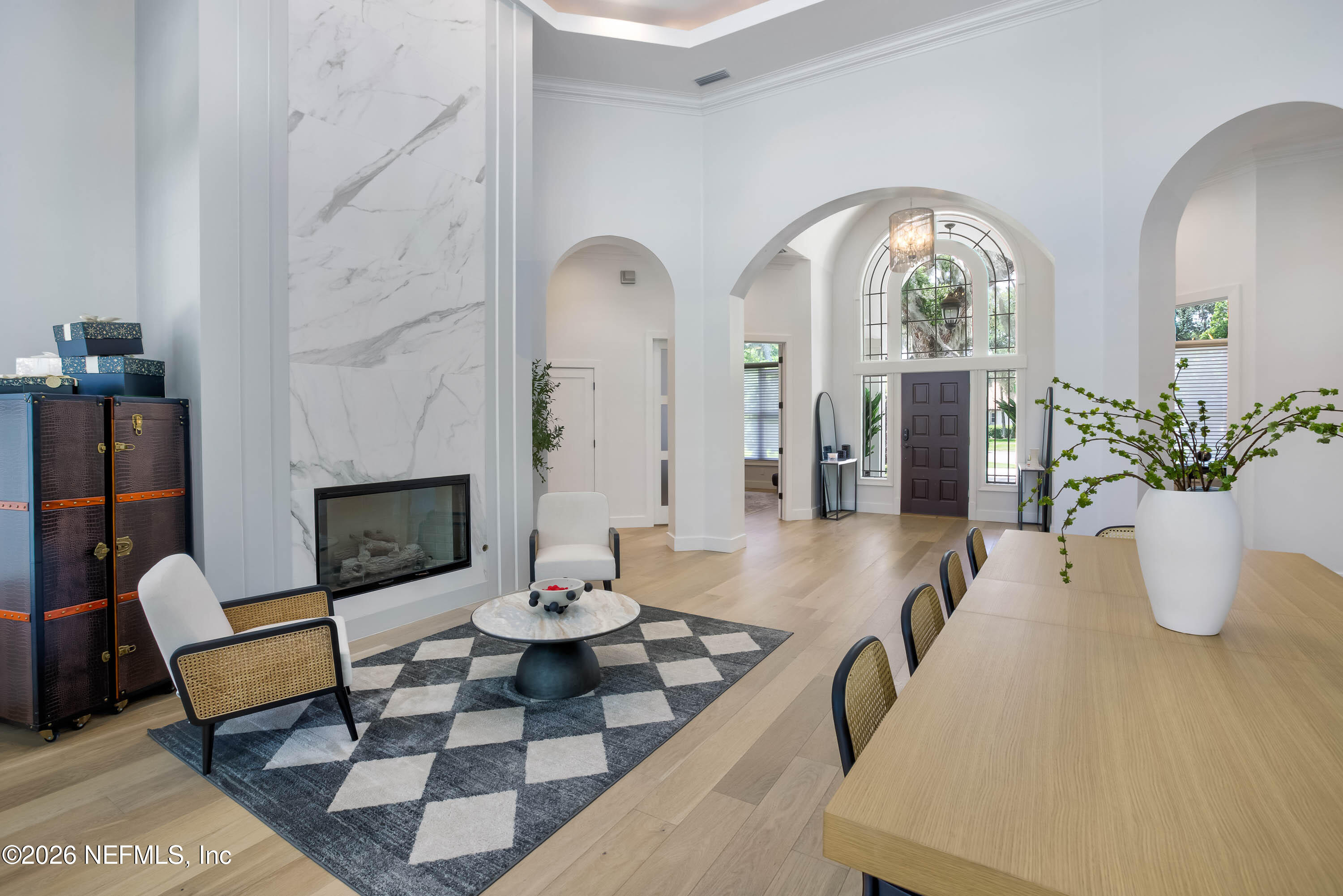 108 PLANTERS ROW W