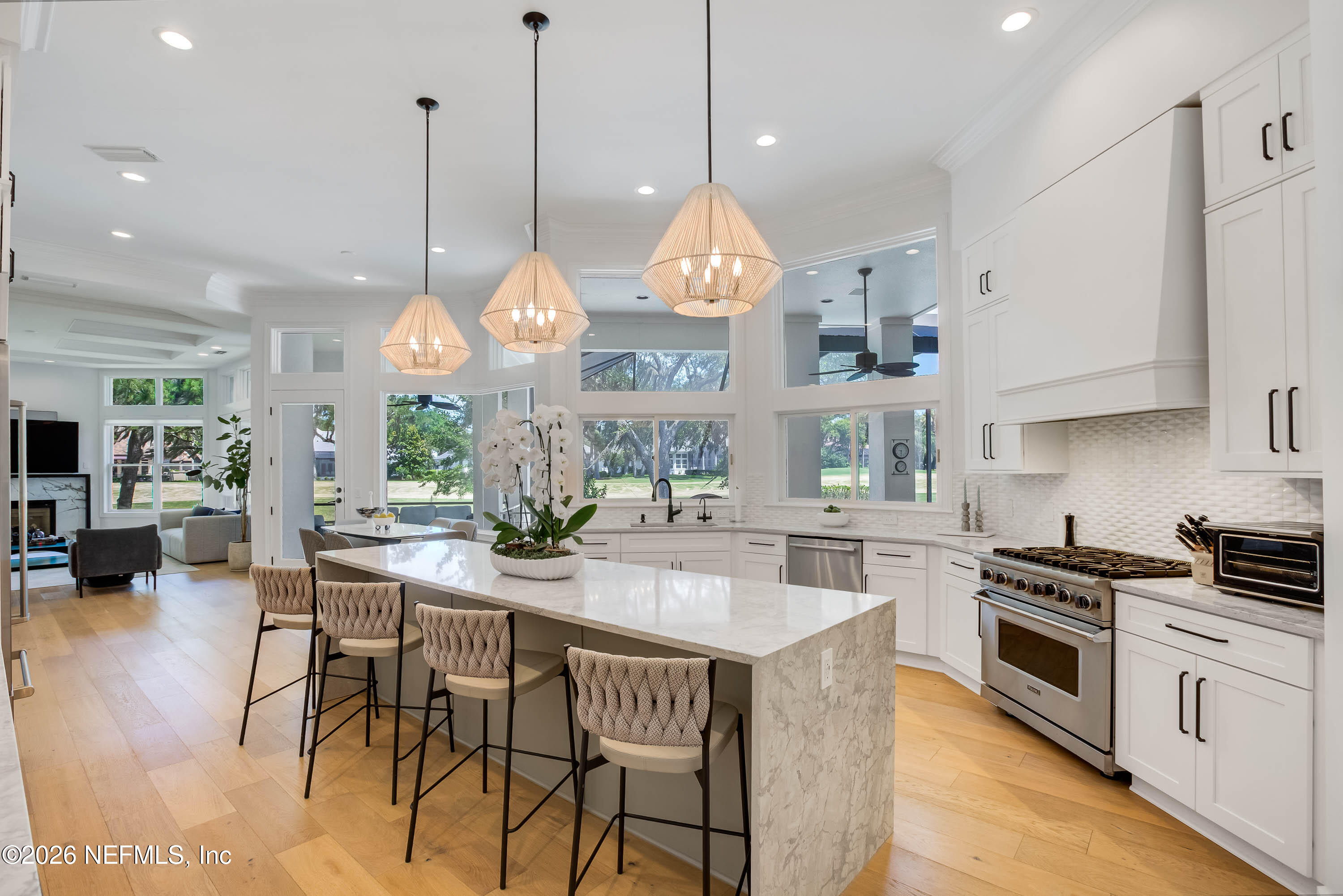108 PLANTERS ROW W