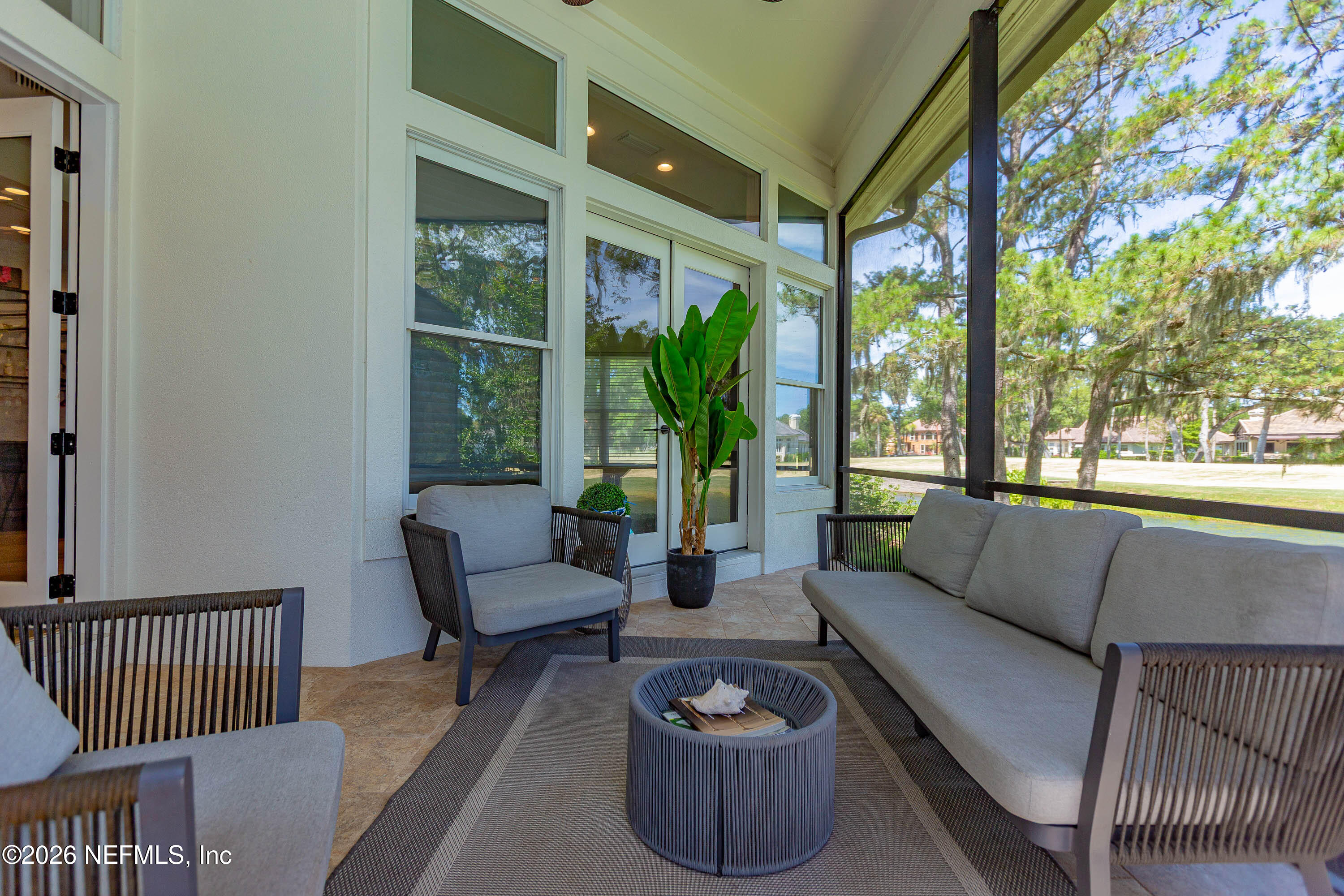108 PLANTERS ROW W