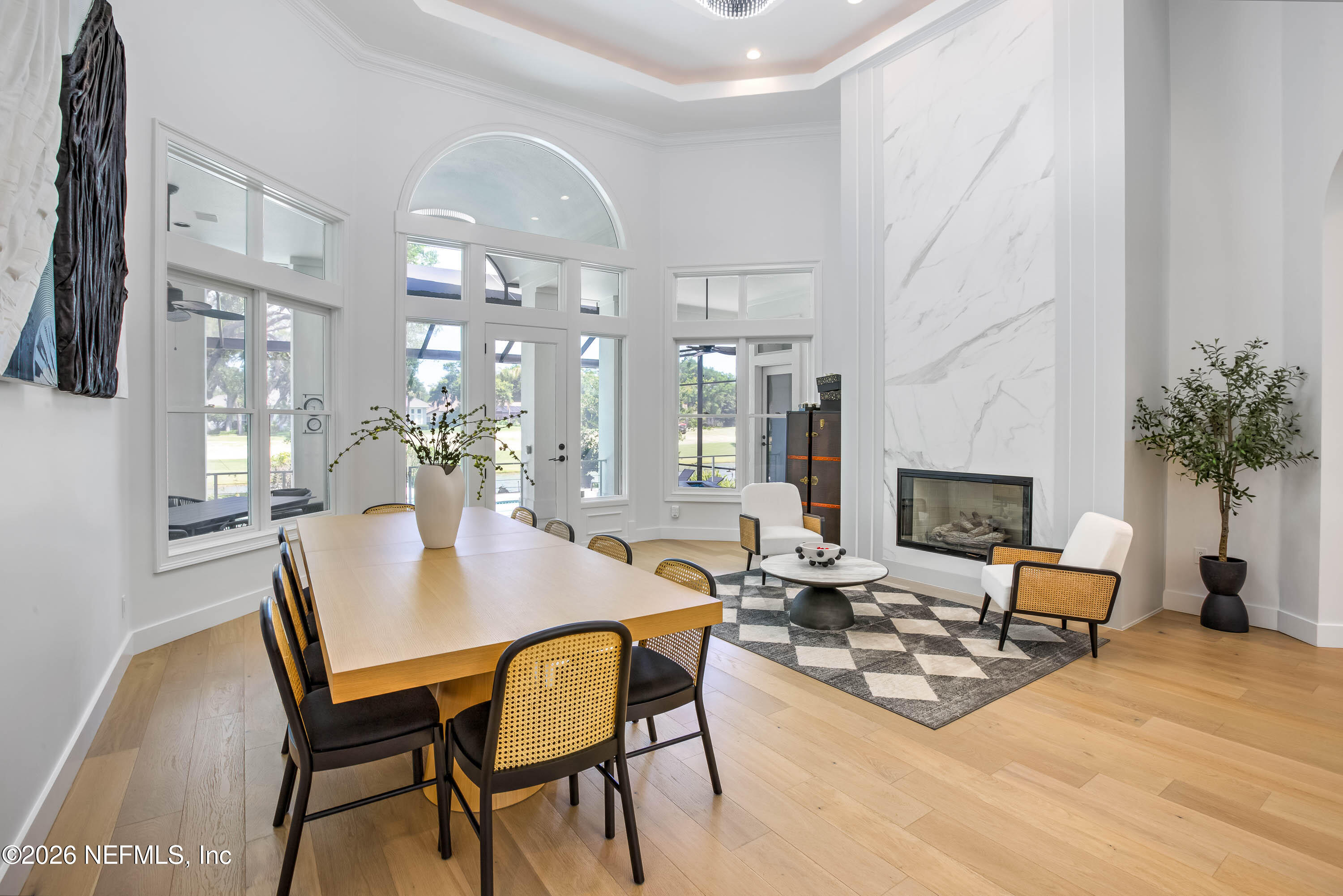 108 PLANTERS ROW W