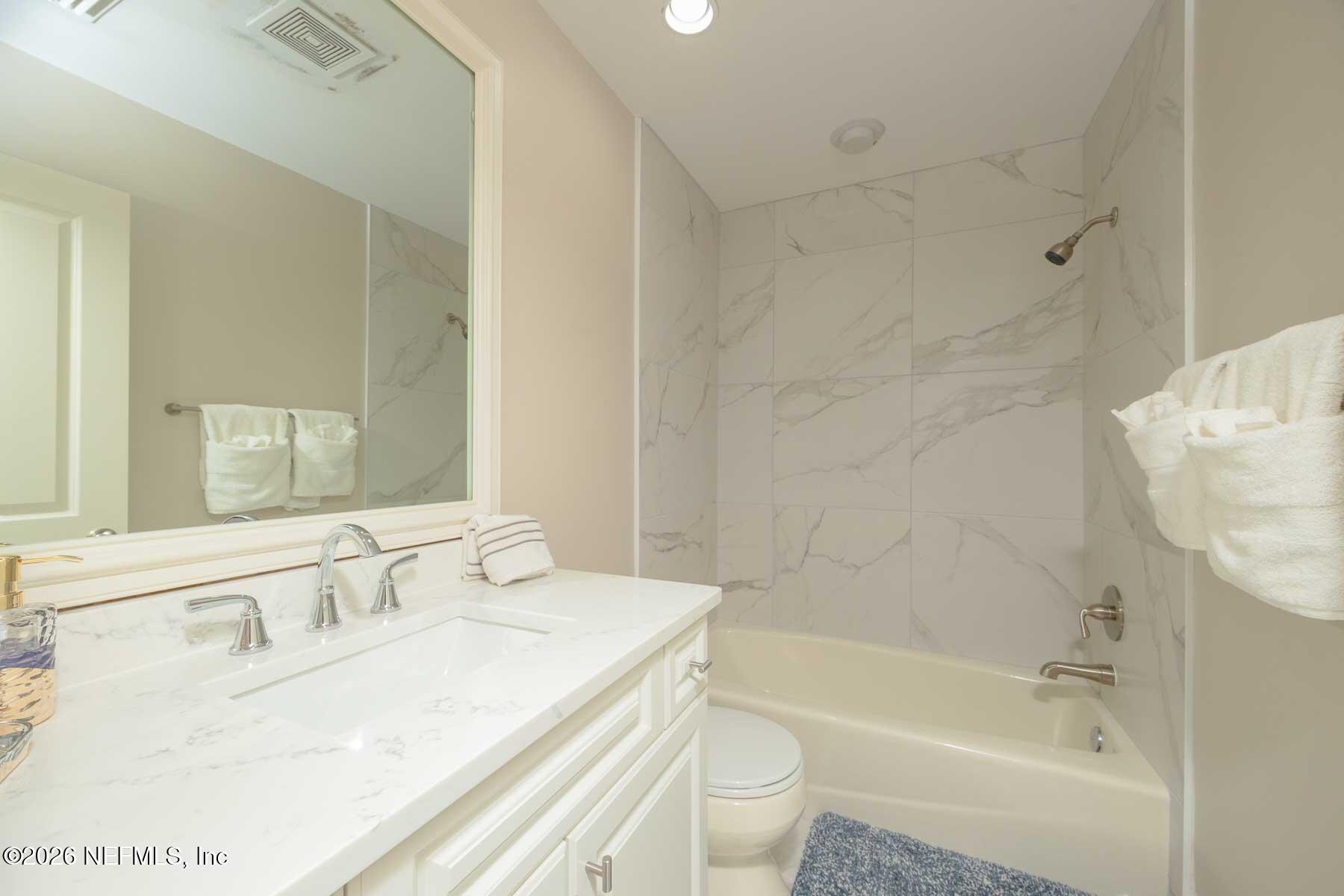 117 SEA GROVE Lane