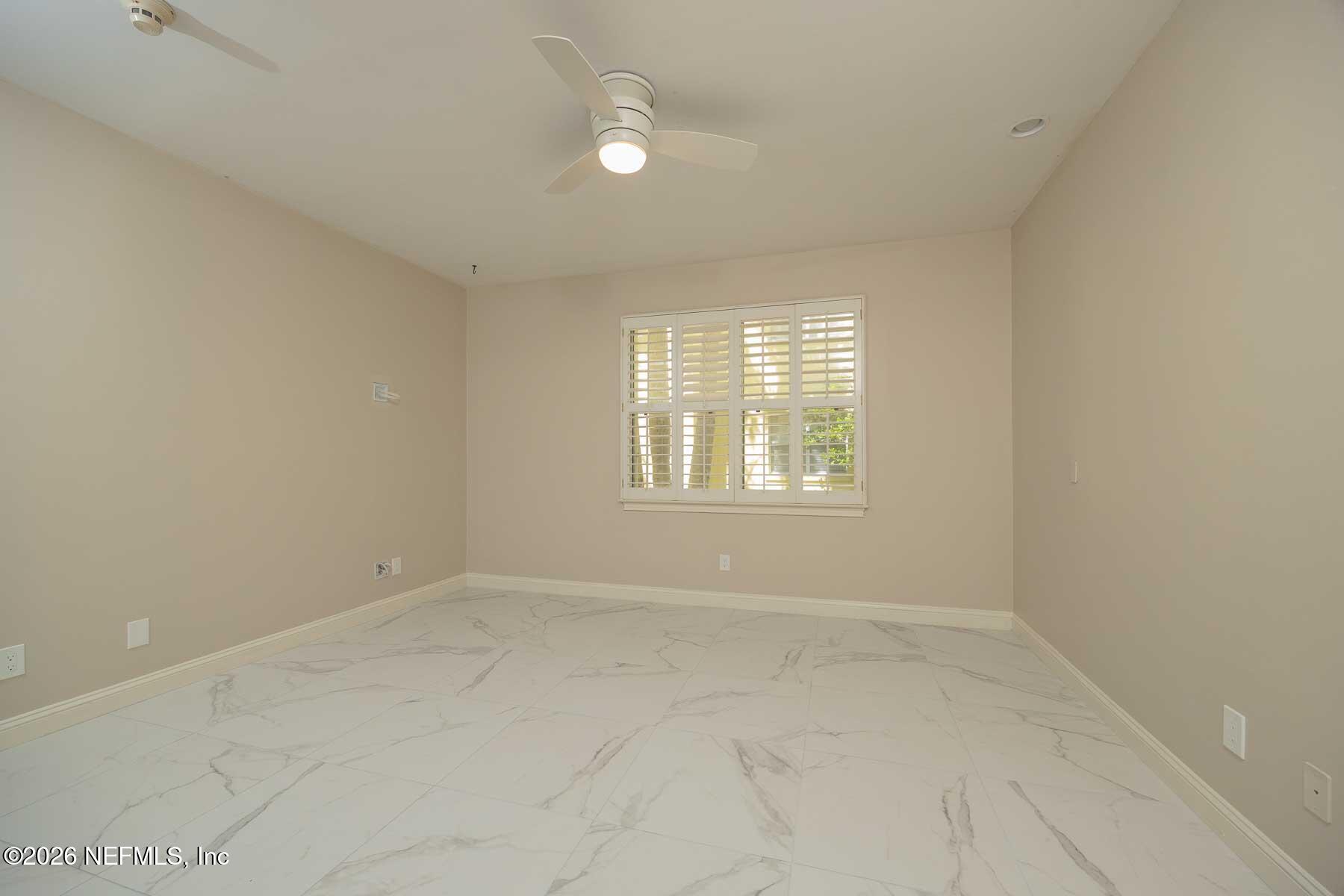 117 SEA GROVE Lane