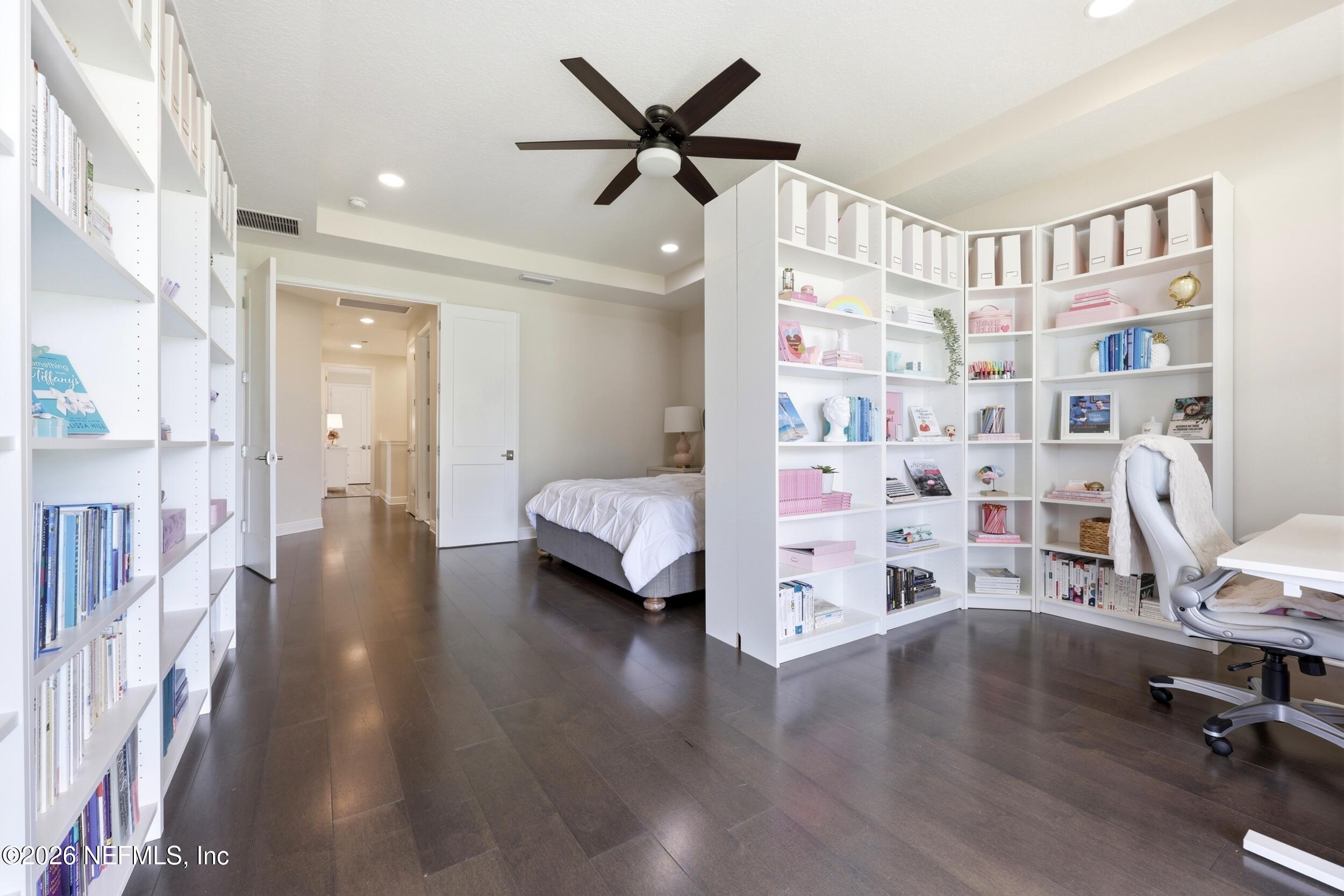 103 RUM RUNNER Way, St. Johns