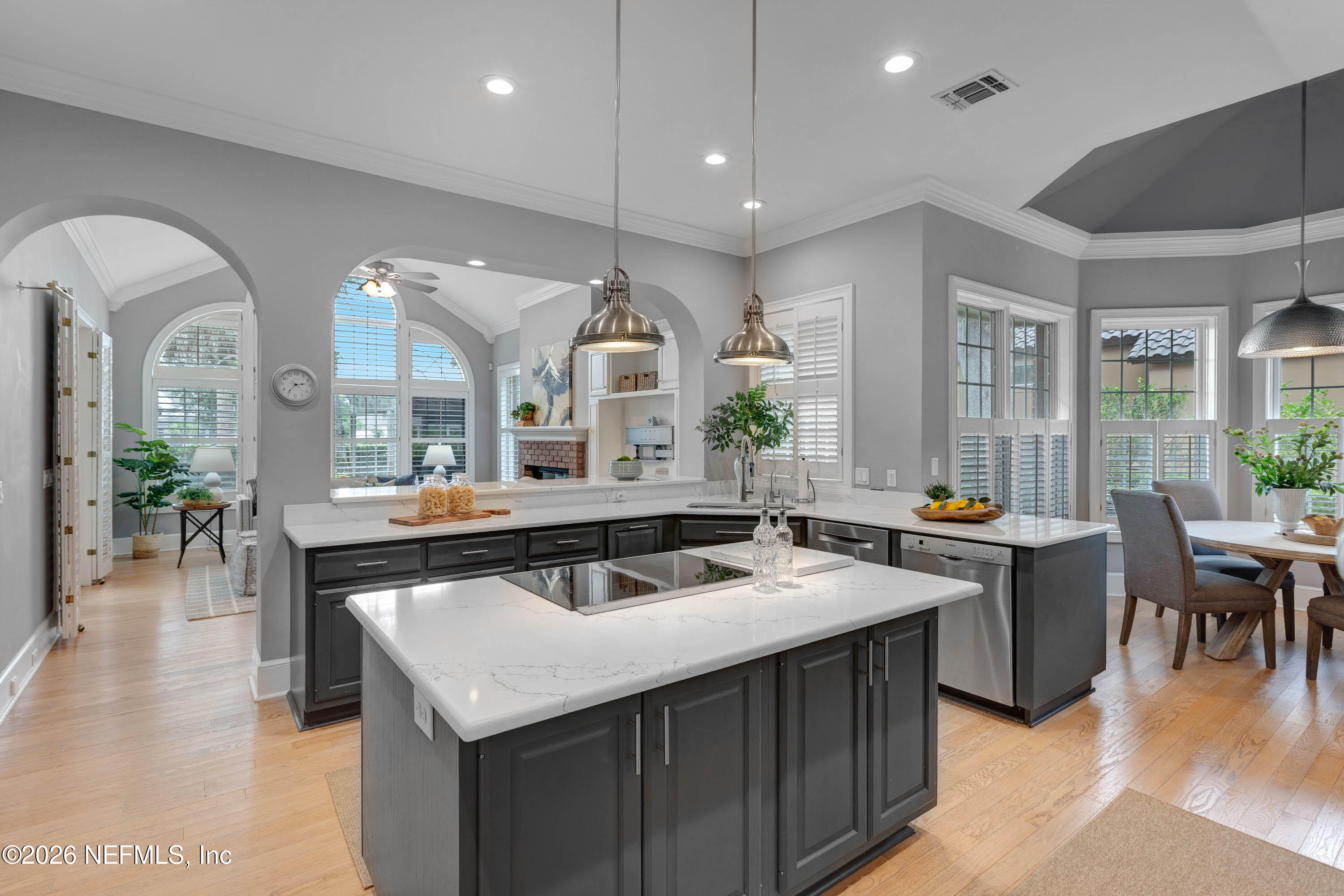 192 TWELVE OAKS Lane