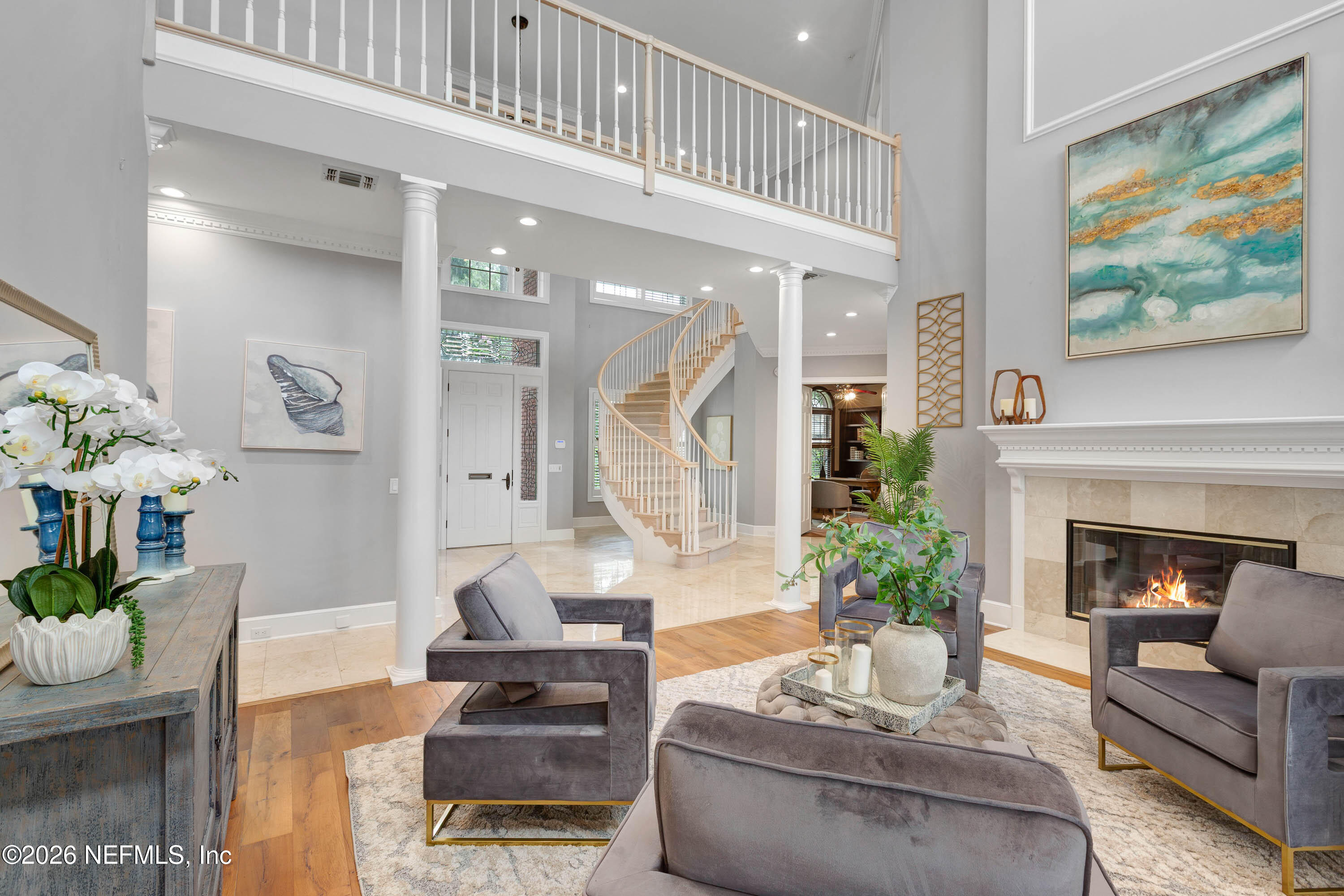 192 TWELVE OAKS Lane