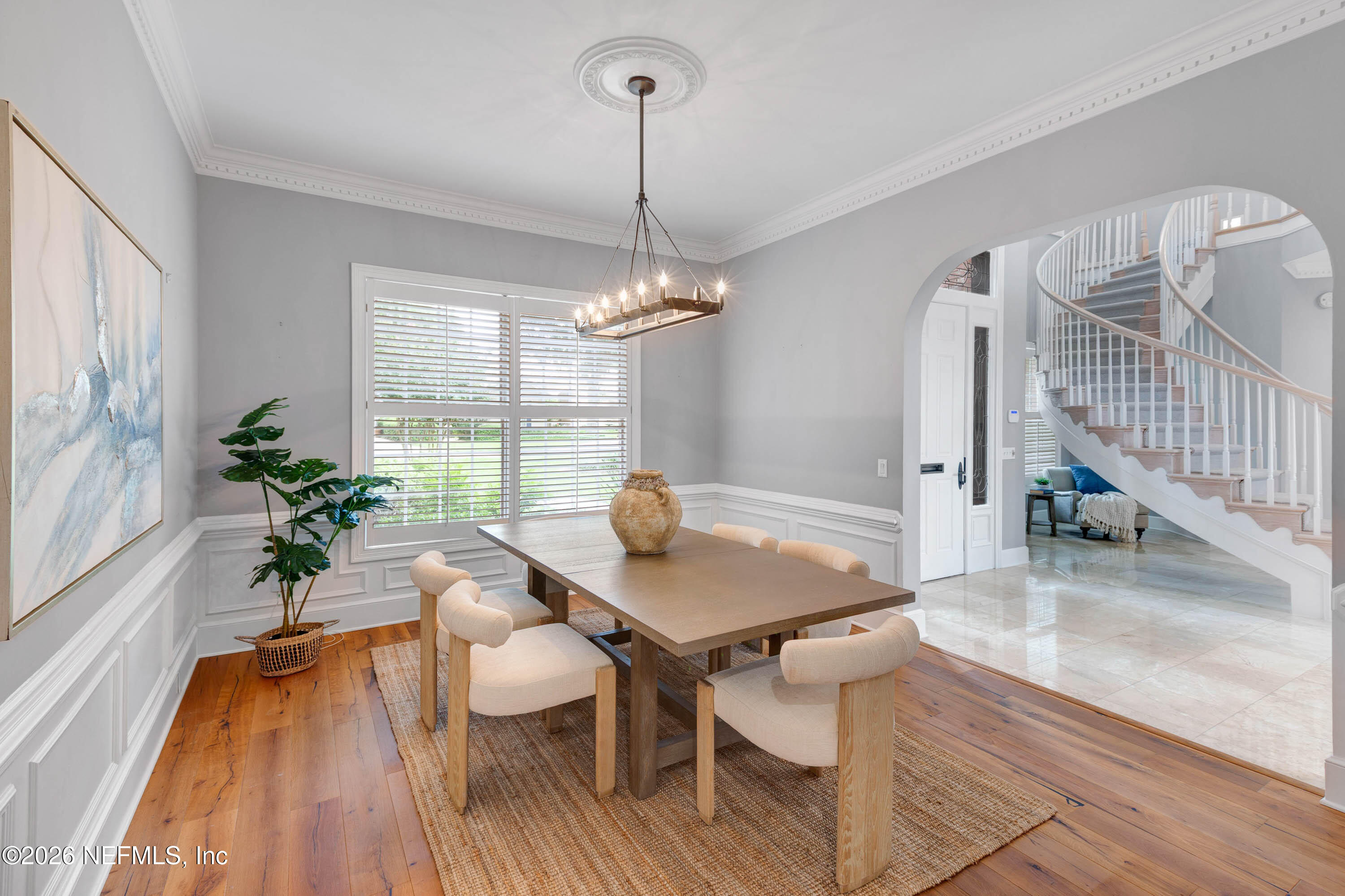 192 TWELVE OAKS Lane