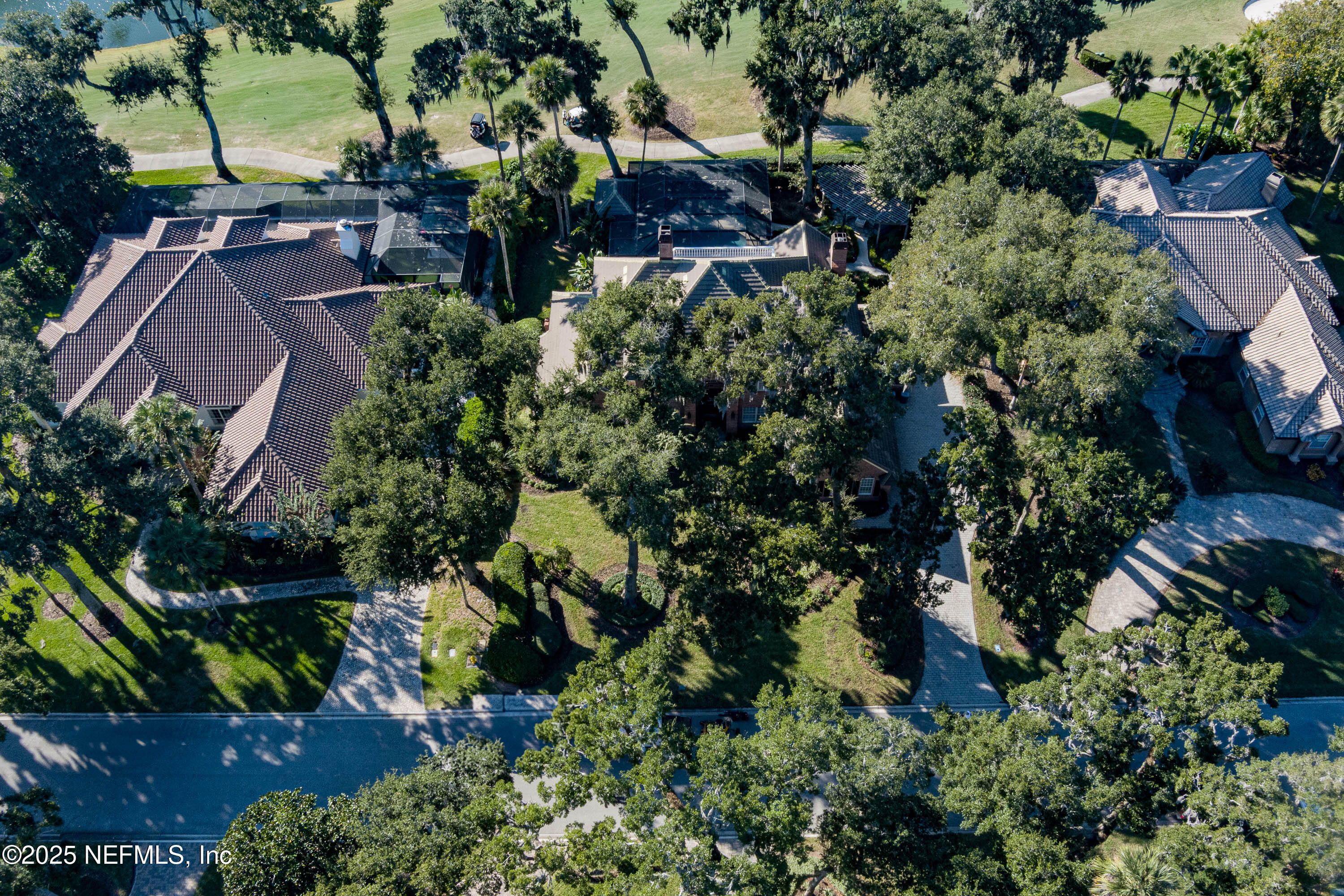 192 TWELVE OAKS Lane