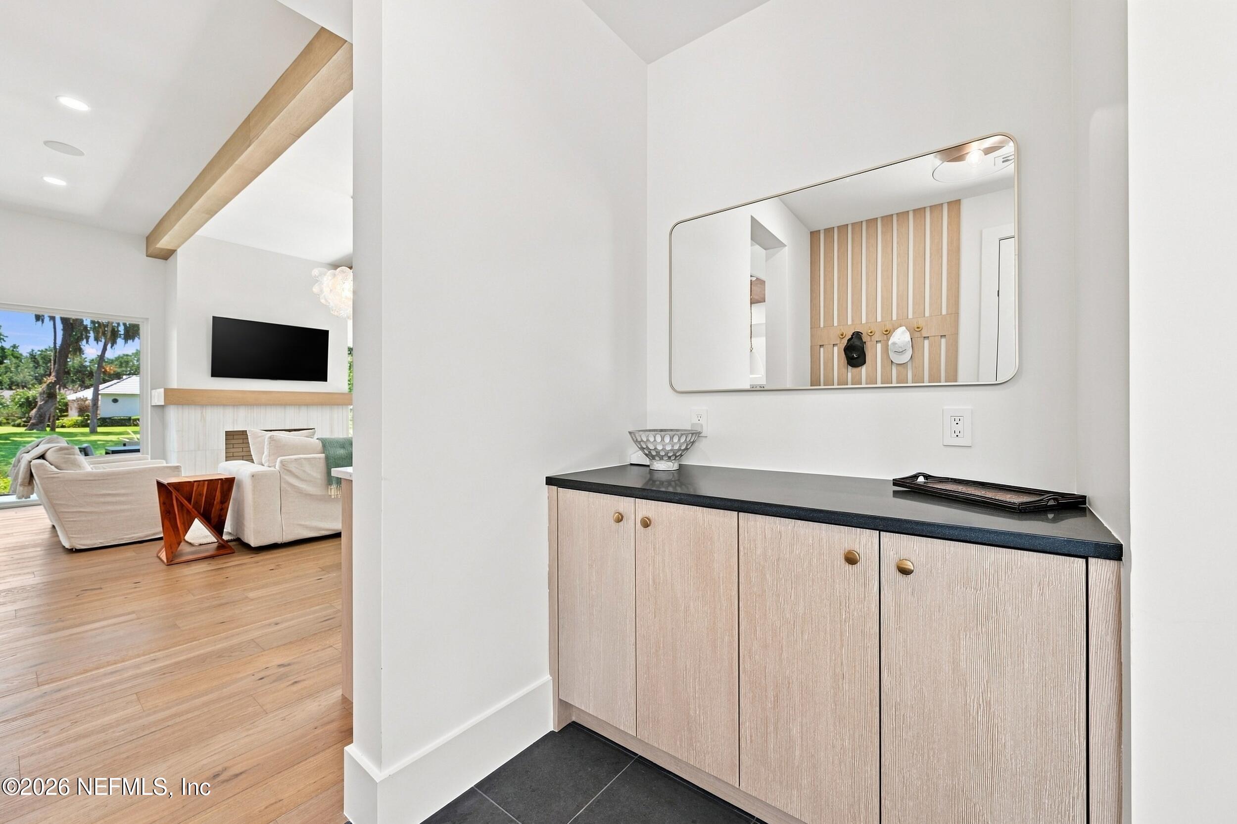 109 CARRIAGE Court