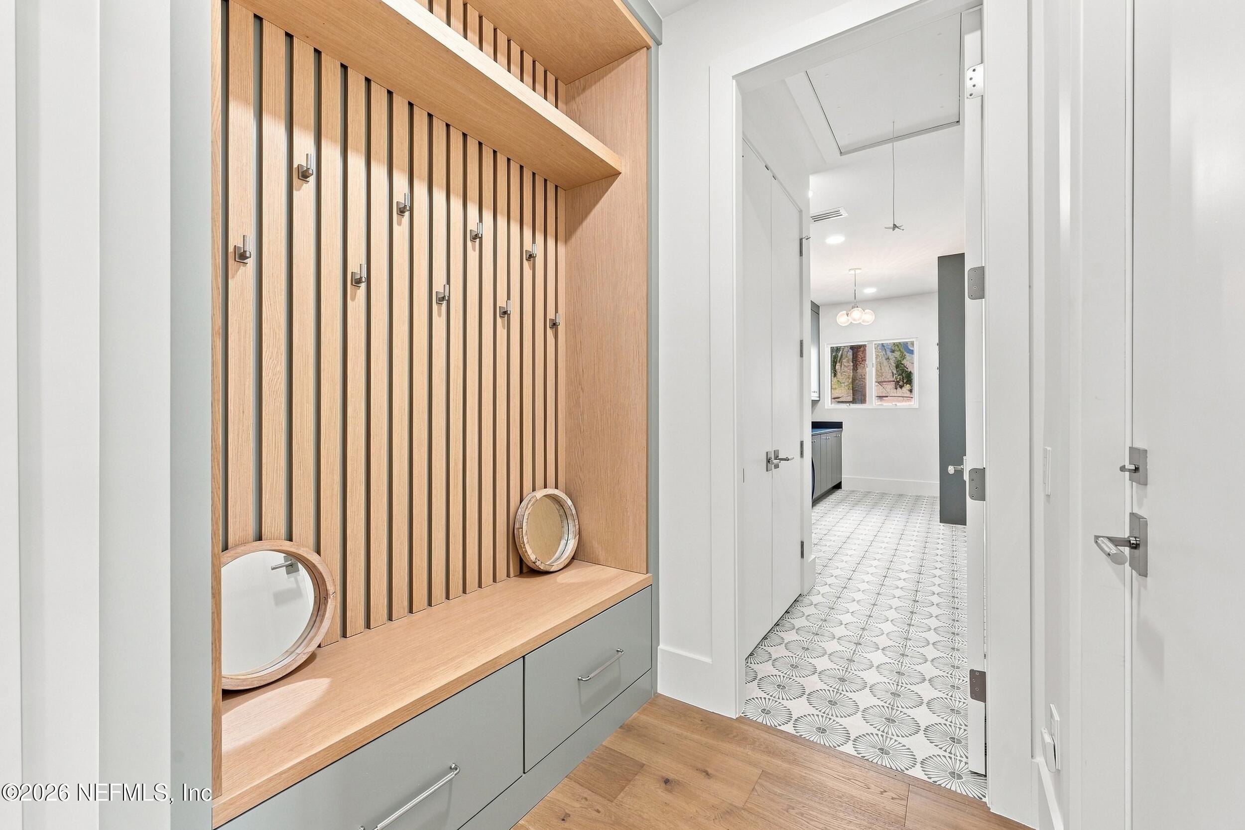 109 CARRIAGE Court