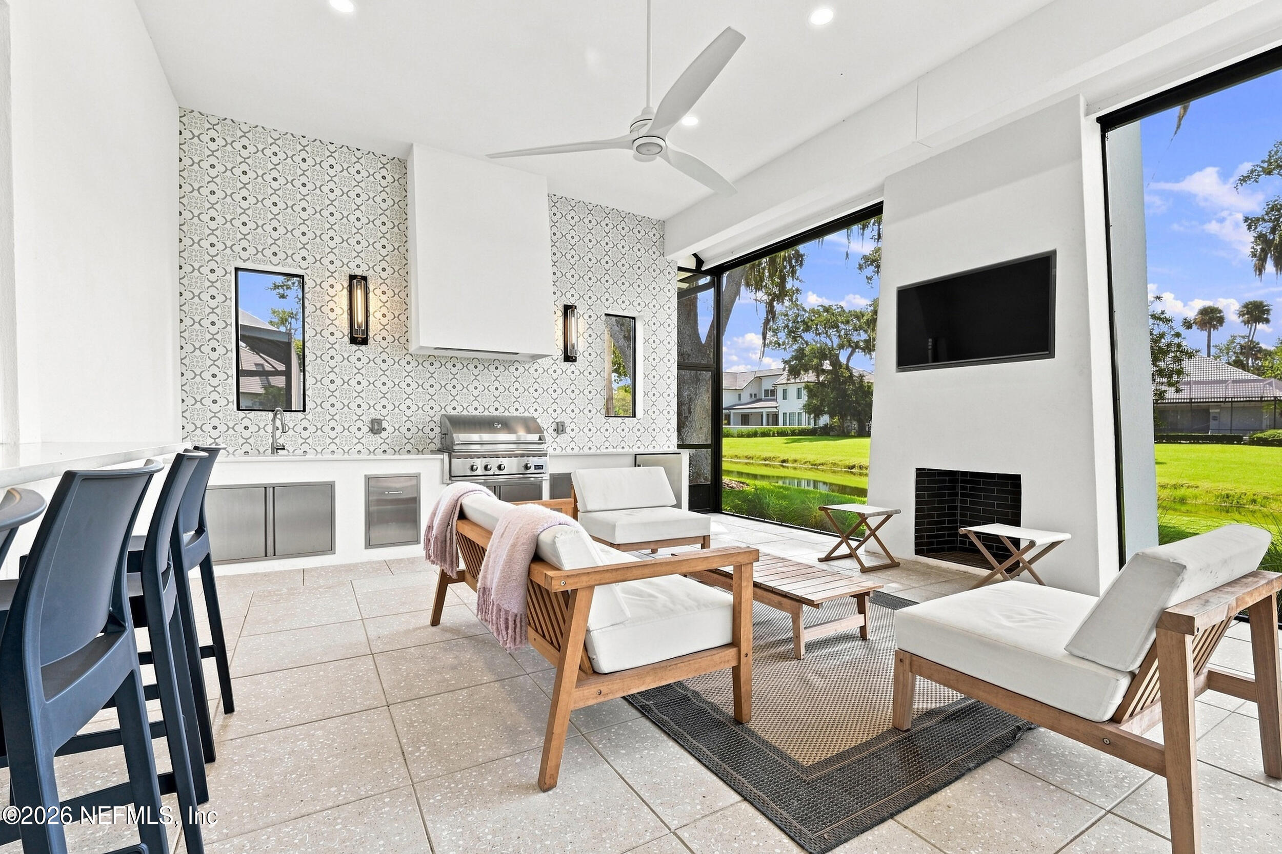 109 CARRIAGE Court