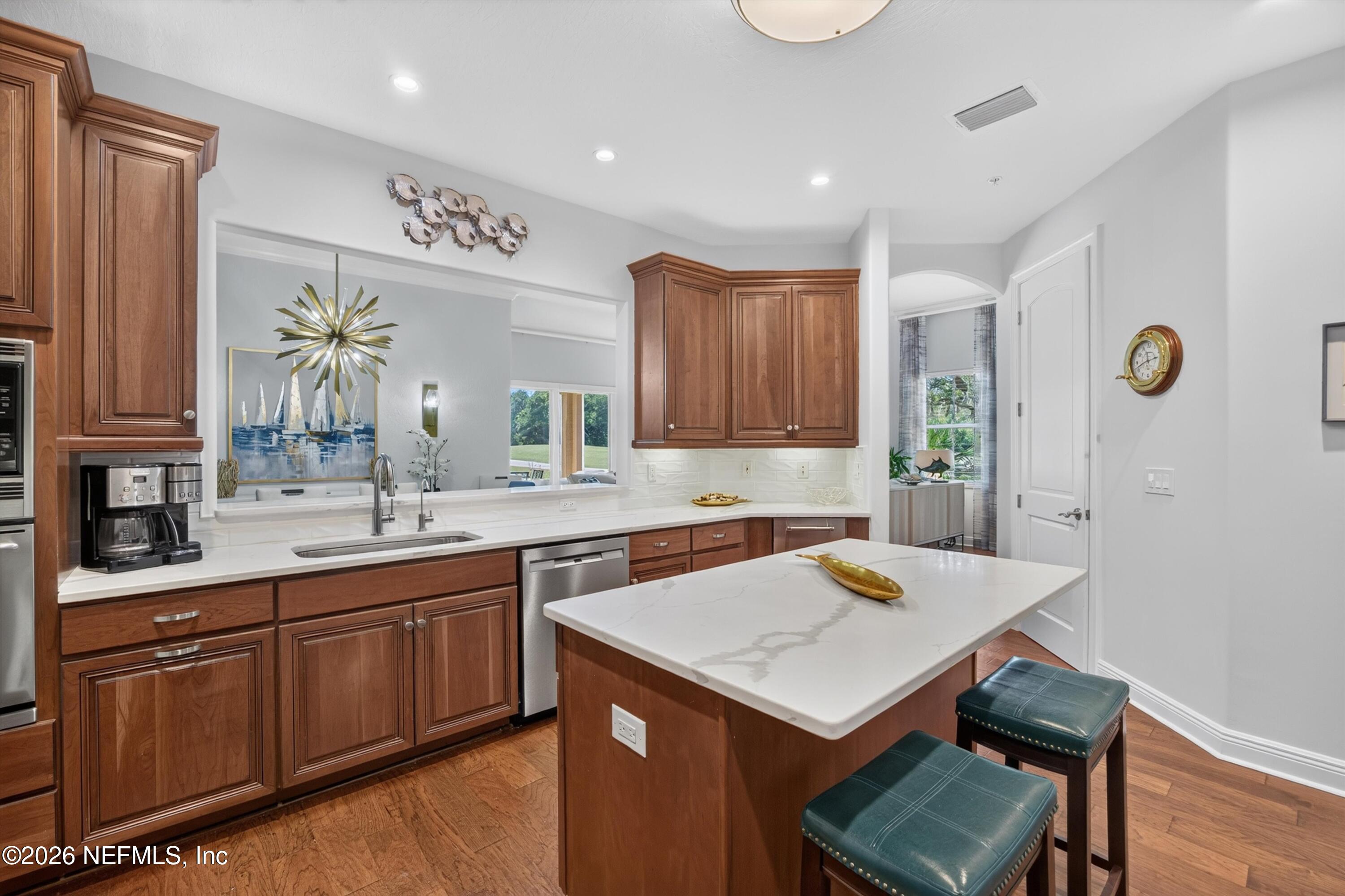 140 AVENUE DE LA MER 1701