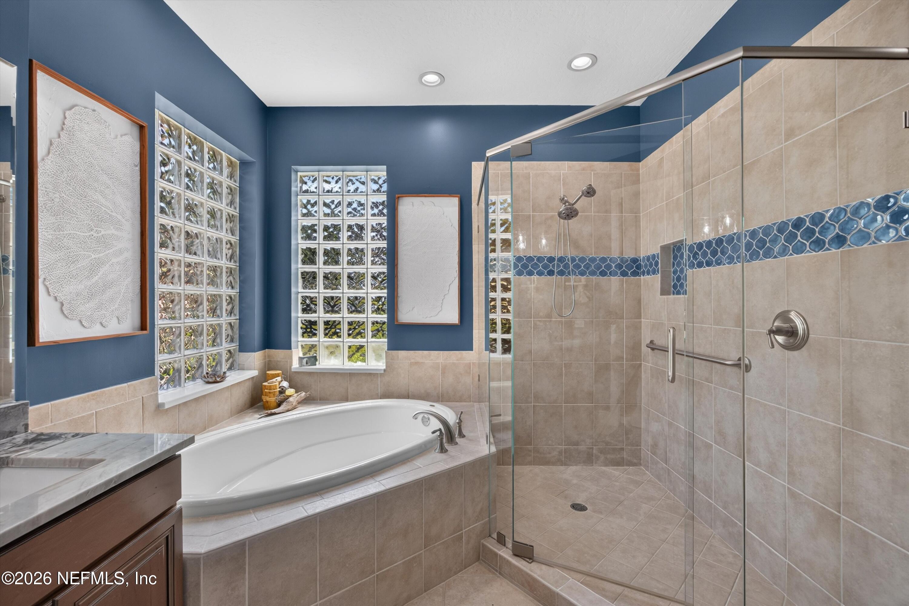 140 AVENUE DE LA MER 1701