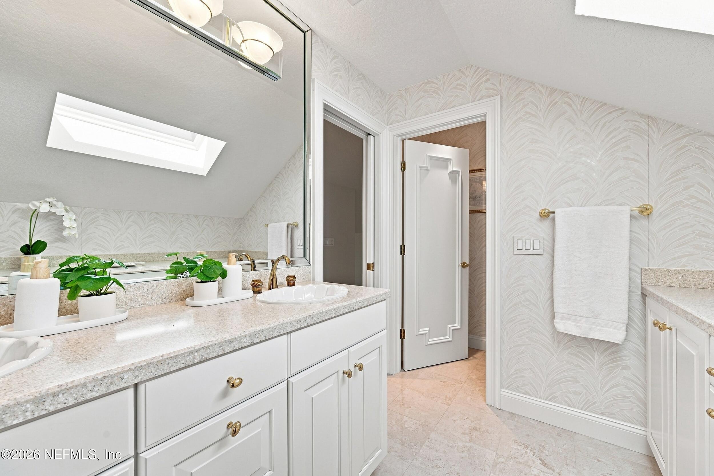 105 MIDDLETON Place