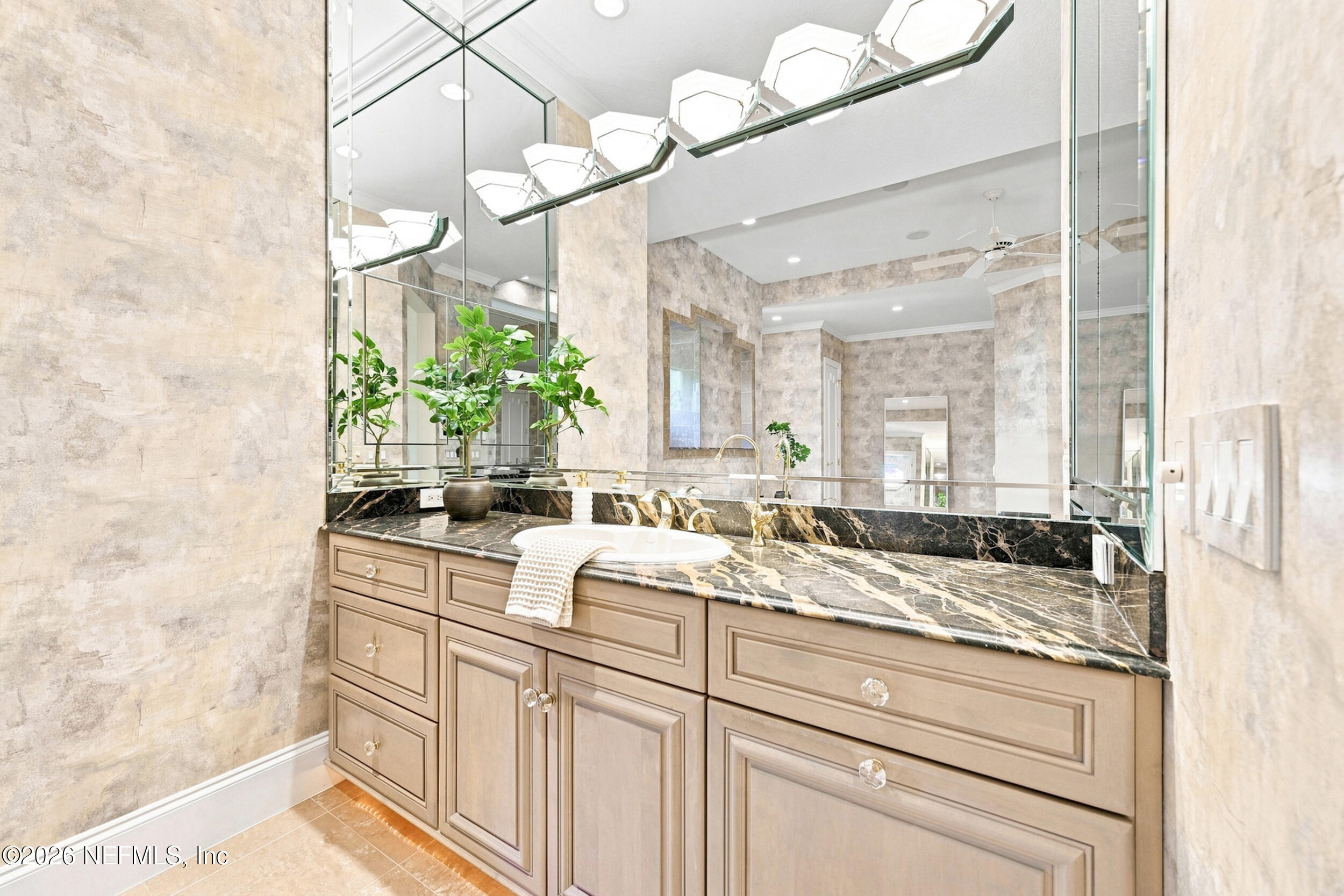 105 MIDDLETON Place