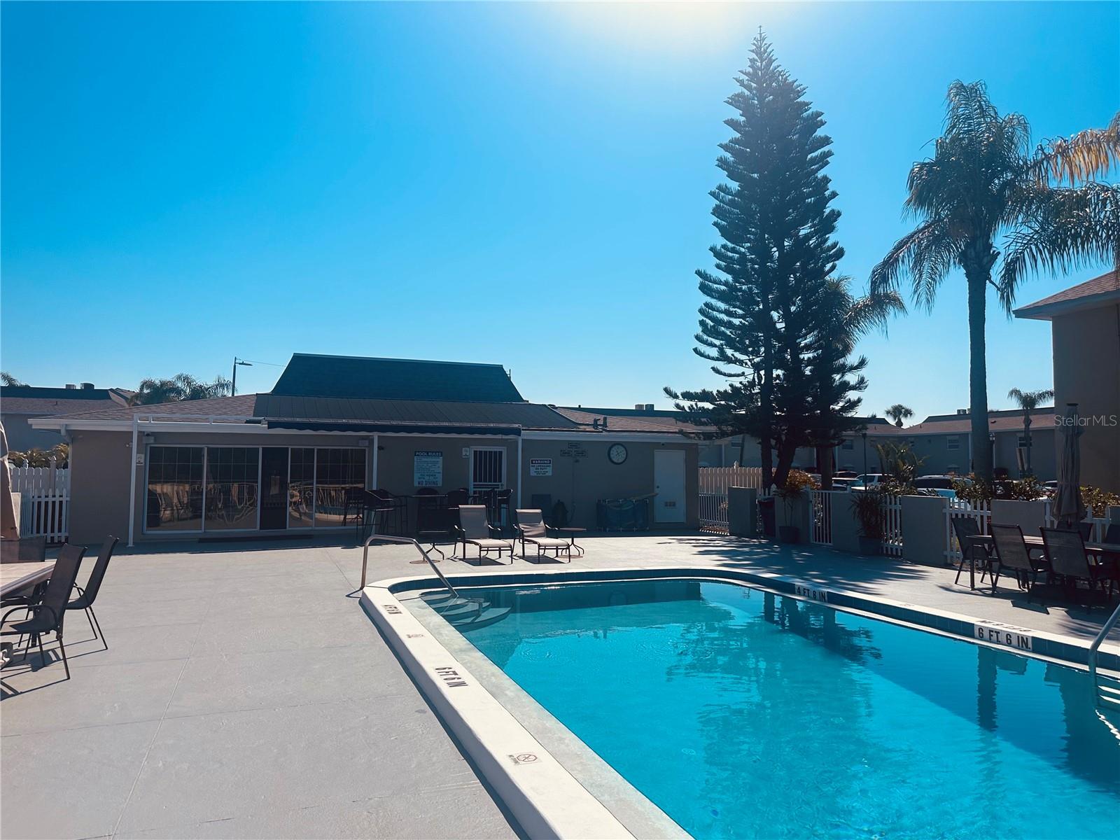 8828 BAY POINTE DR #104