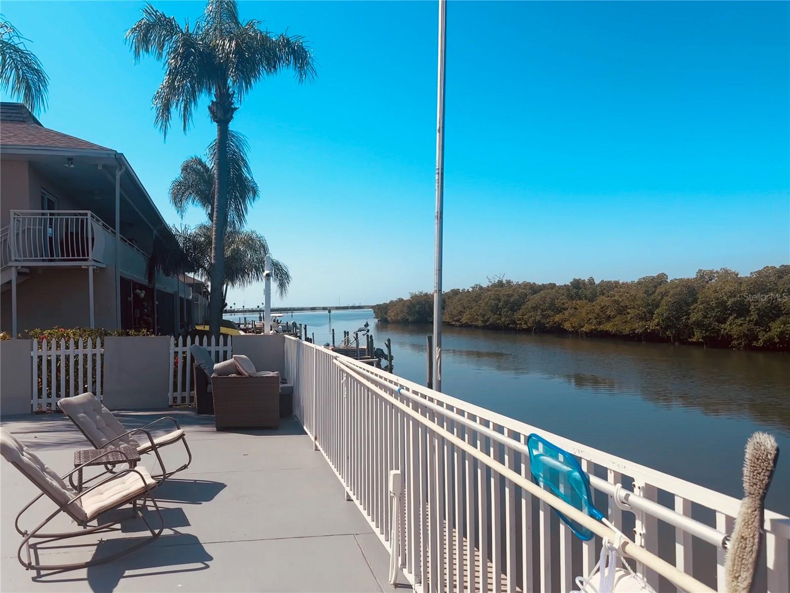 8828 BAY POINTE DR #104