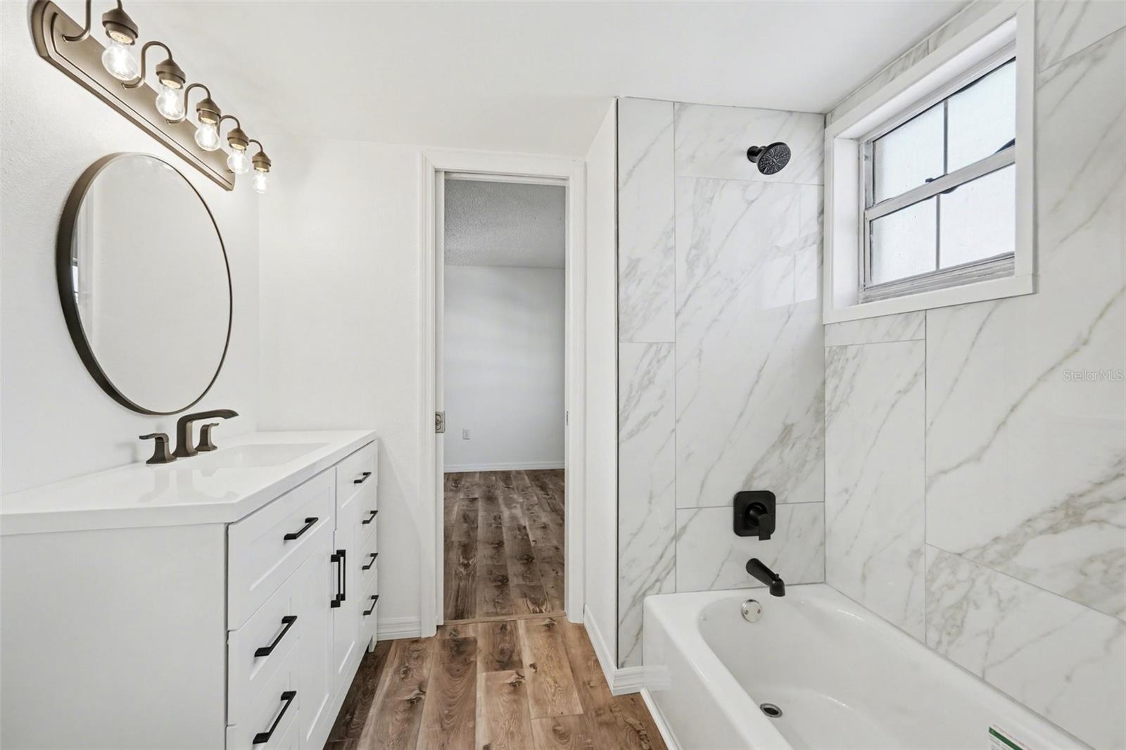 8828 BAY POINTE DR #104