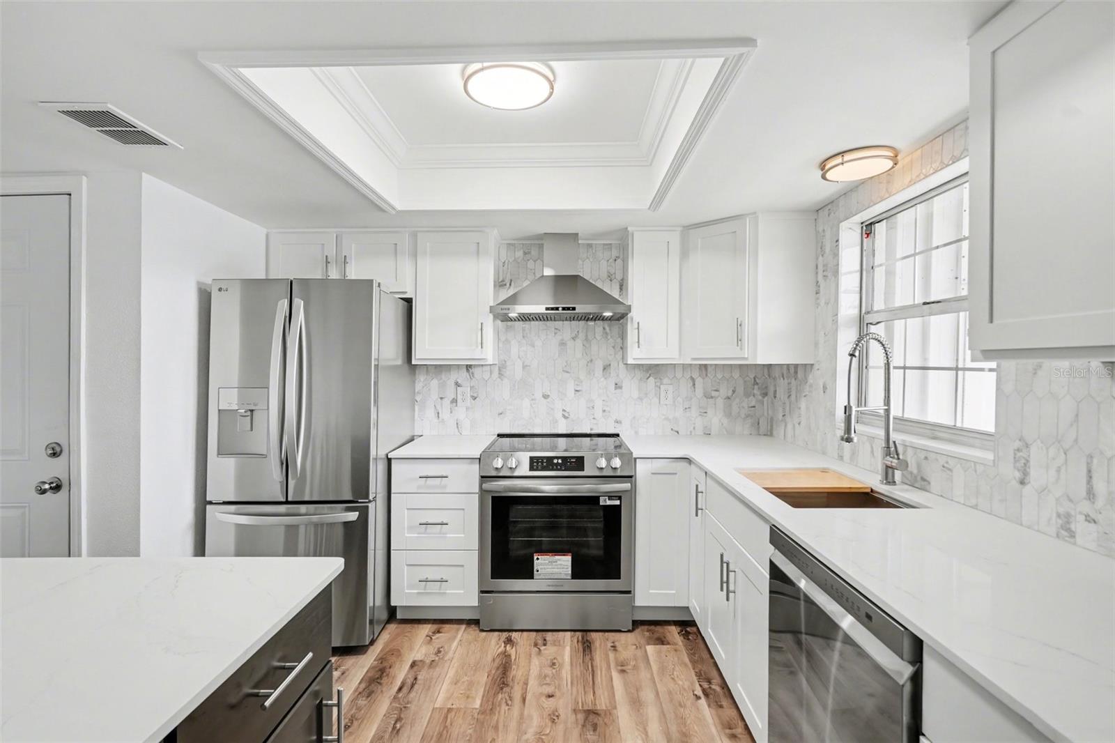 8828 BAY POINTE DR #104