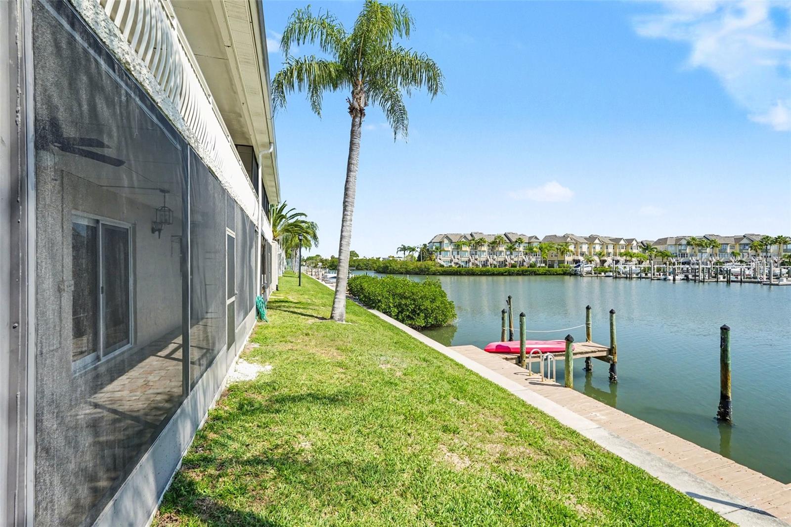 8828 BAY POINTE DR #104