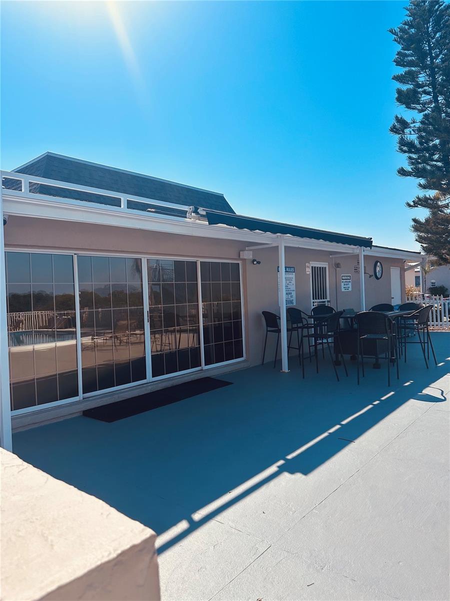 8828 BAY POINTE DR #104