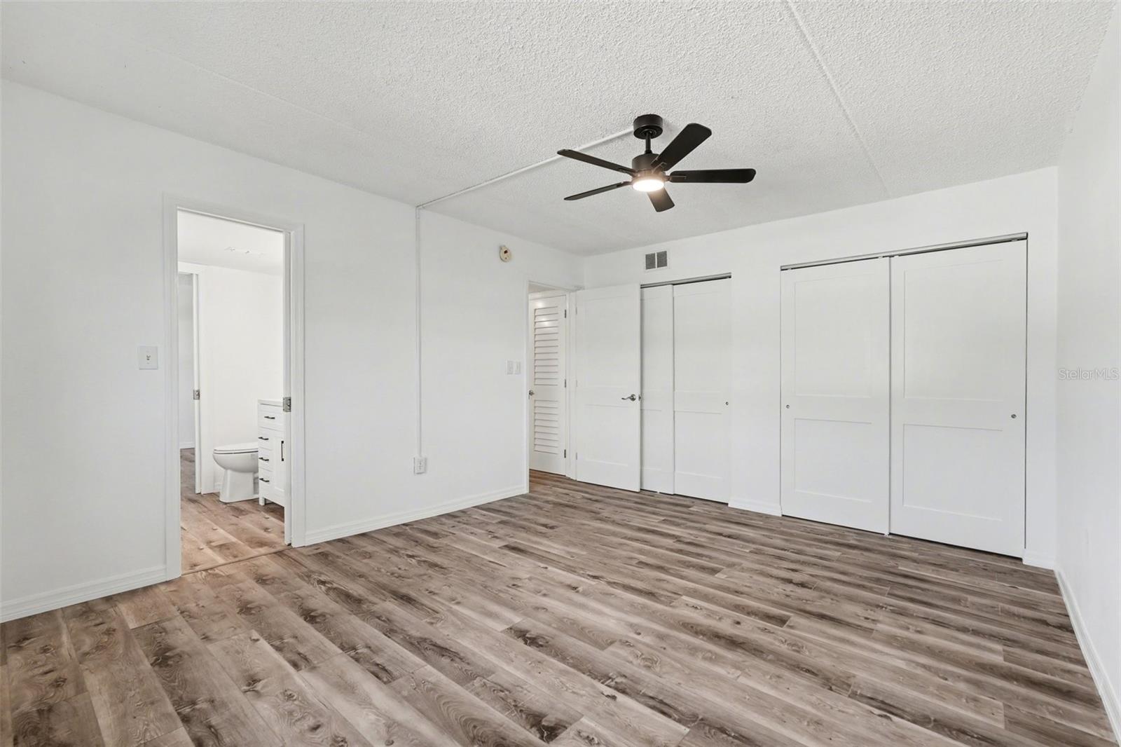 8828 BAY POINTE DR #104