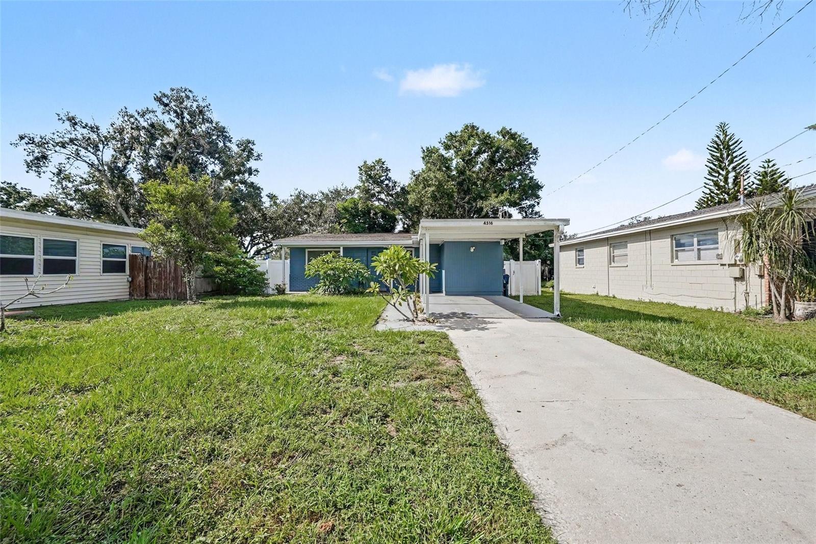 4516 W PAXTON AVE