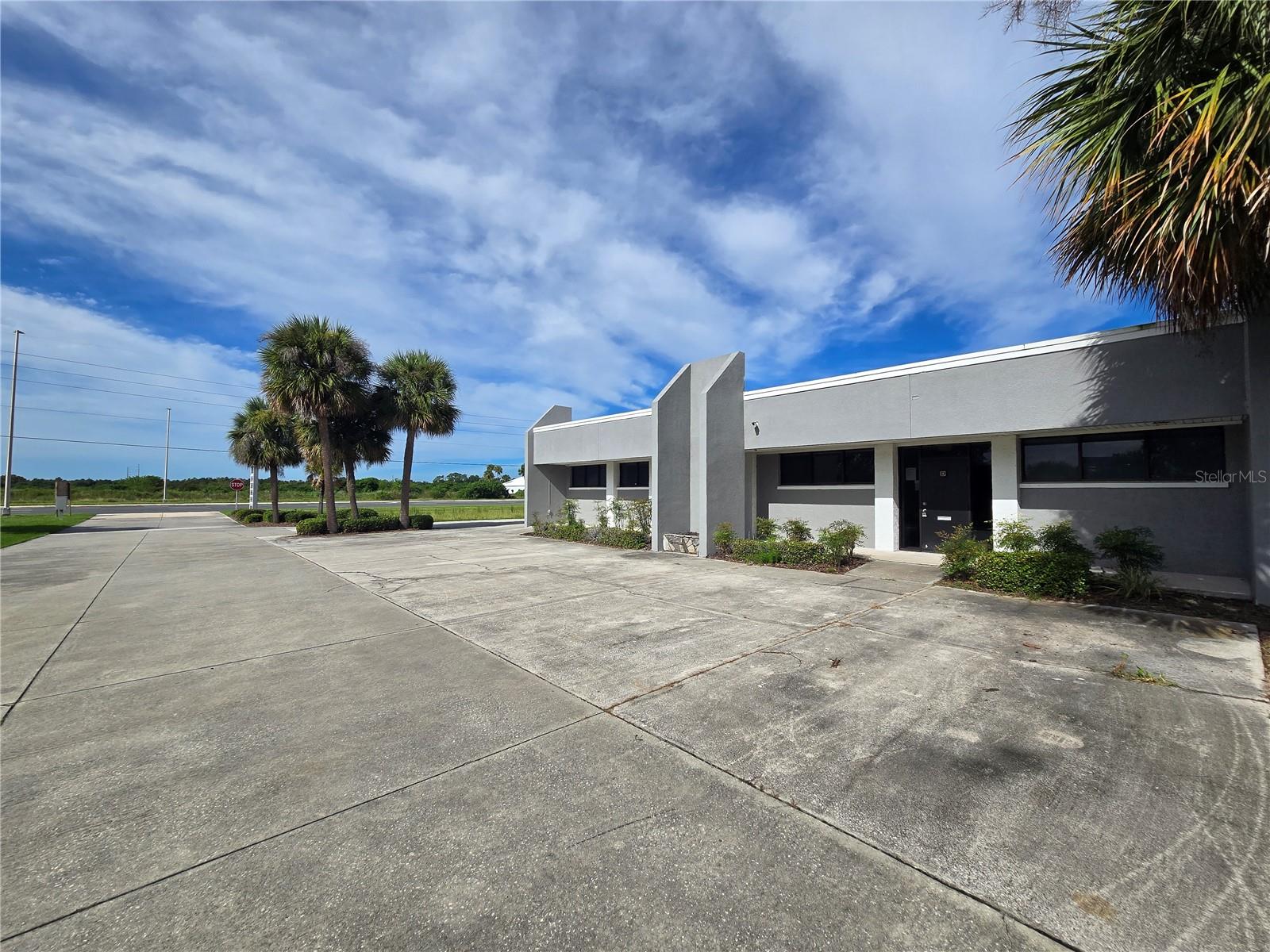 2901 E IRLO BRONSON MEMORIAL HWY #D