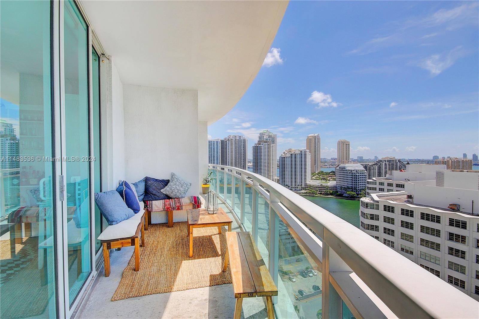 950 Brickell Bay Dr # 2211