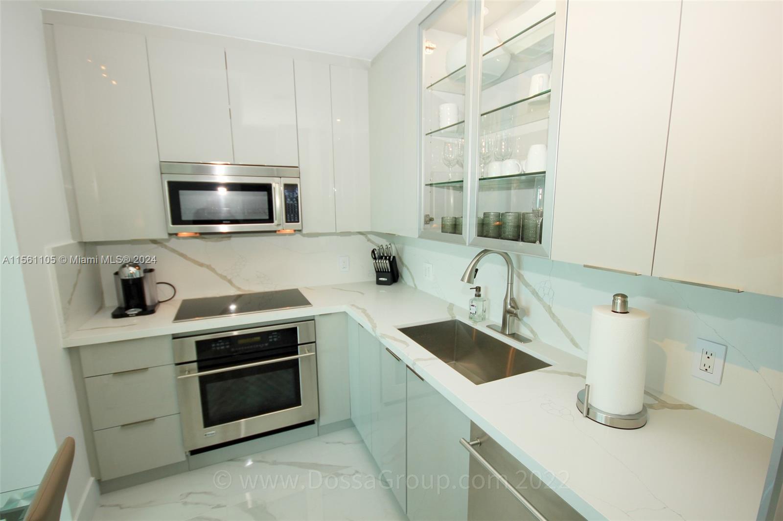 950 Brickell Bay Dr # 4406
