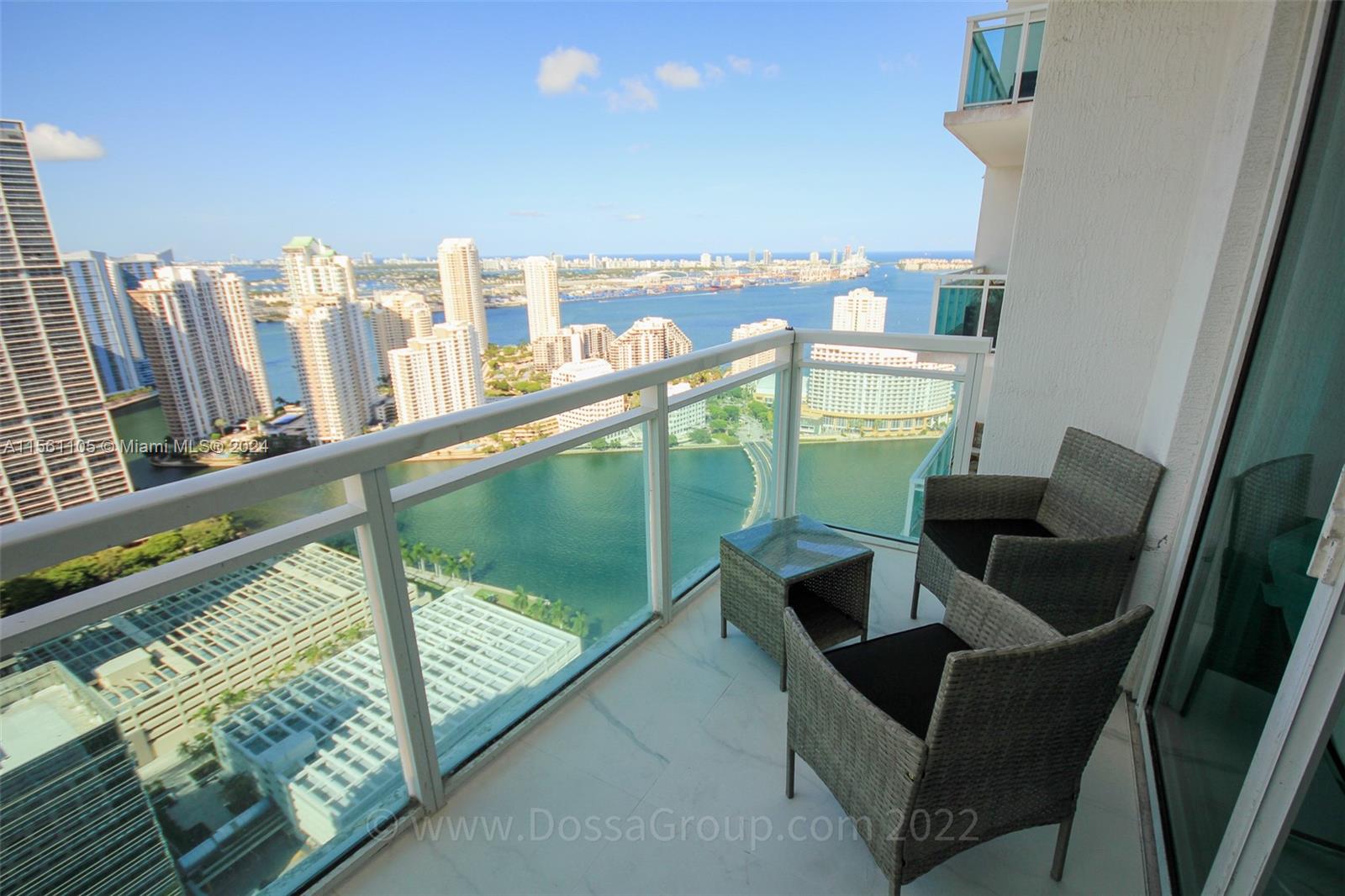 950 Brickell Bay Dr # 4406