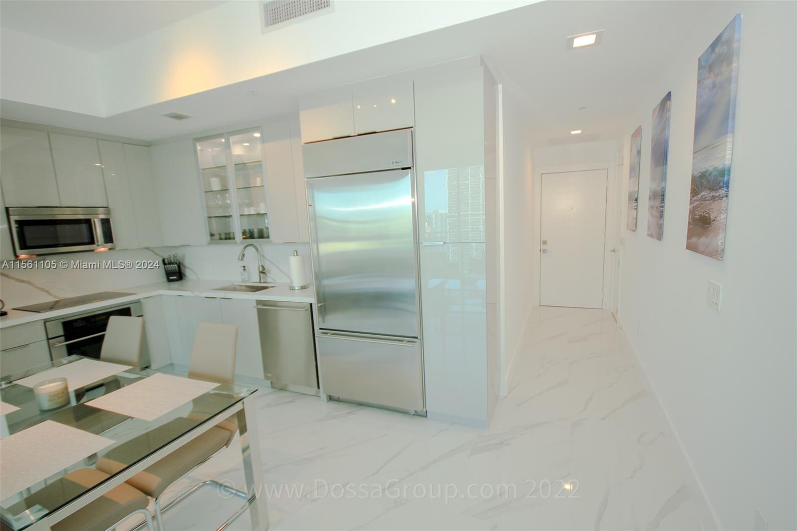 950 Brickell Bay Dr # 4406