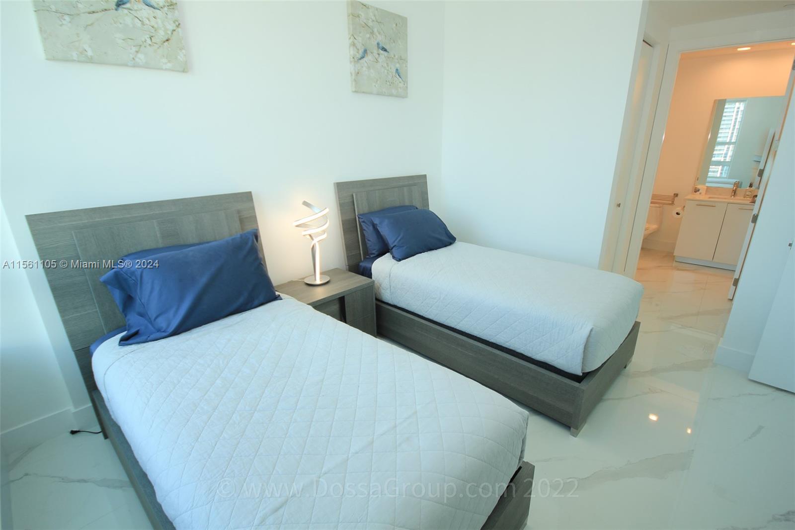950 Brickell Bay Dr # 4406