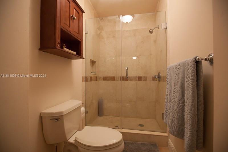 1320 S Alhambra Cir