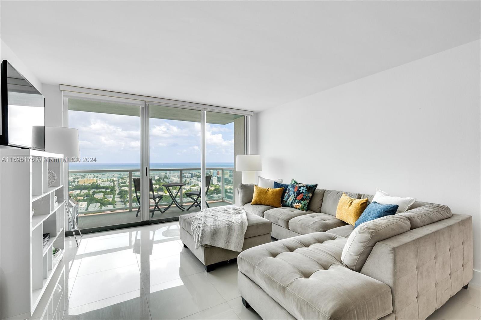 650 West Ave # 2710