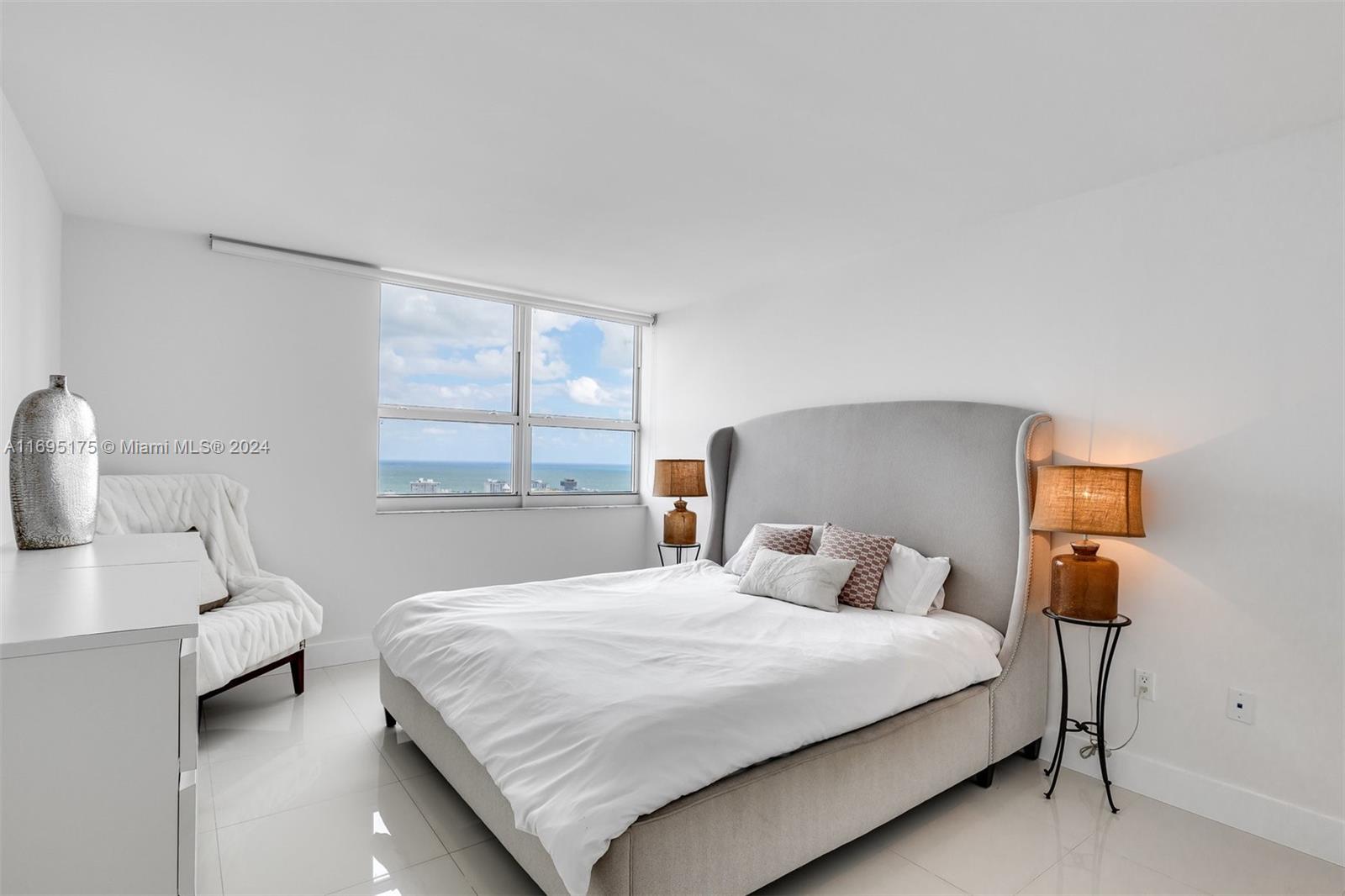 650 West Ave # 2710
