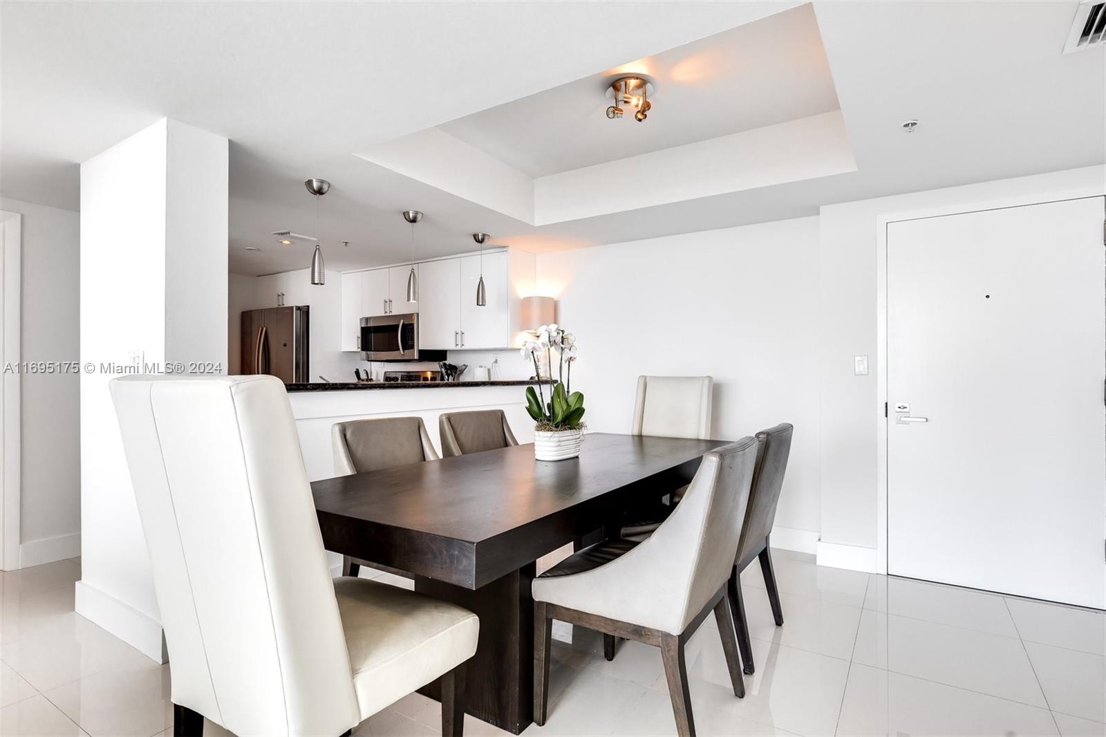 650 West Ave # 2710