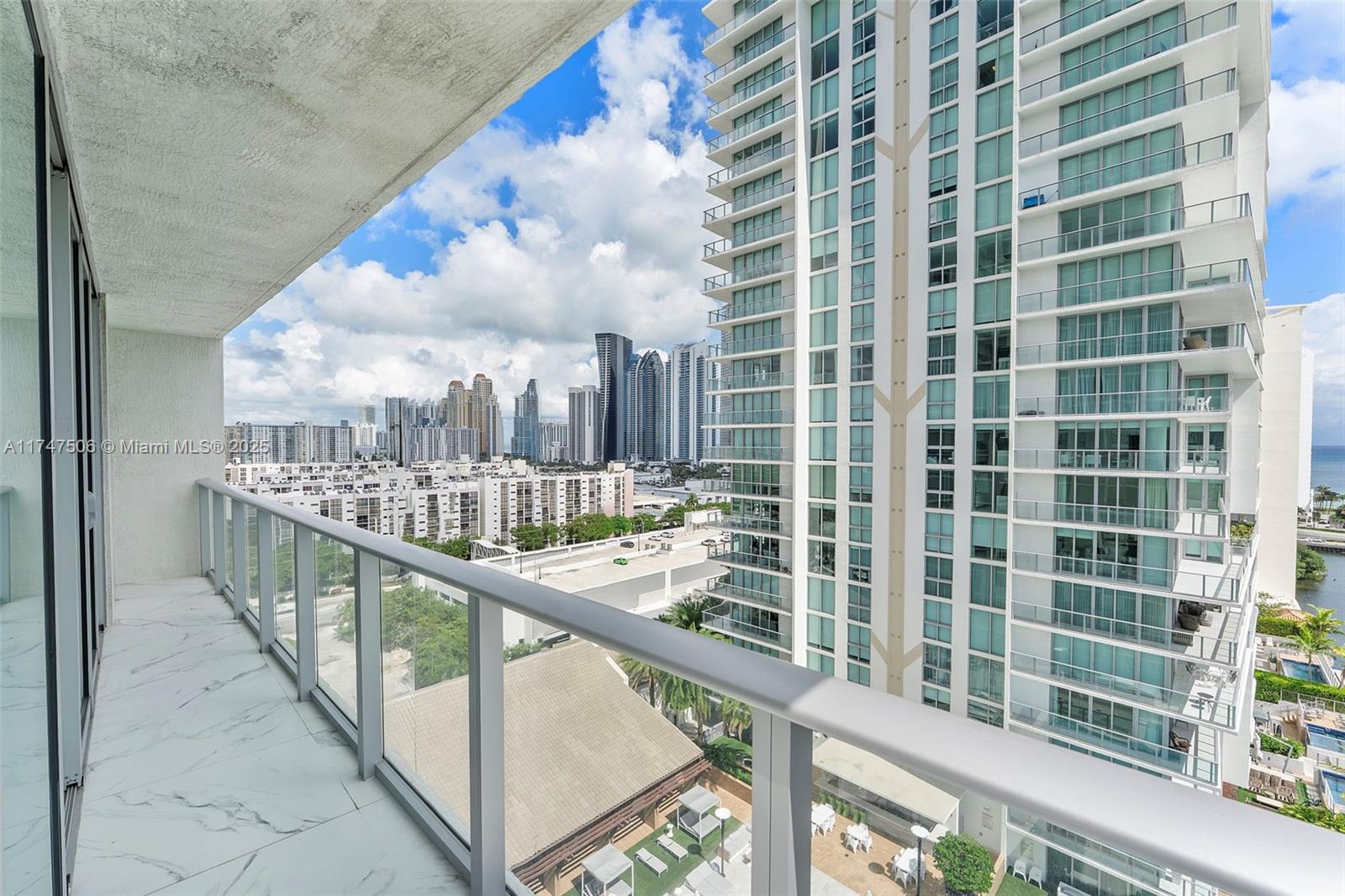 330 Sunny Isles Blvd # 1408 Unit: 5-1408