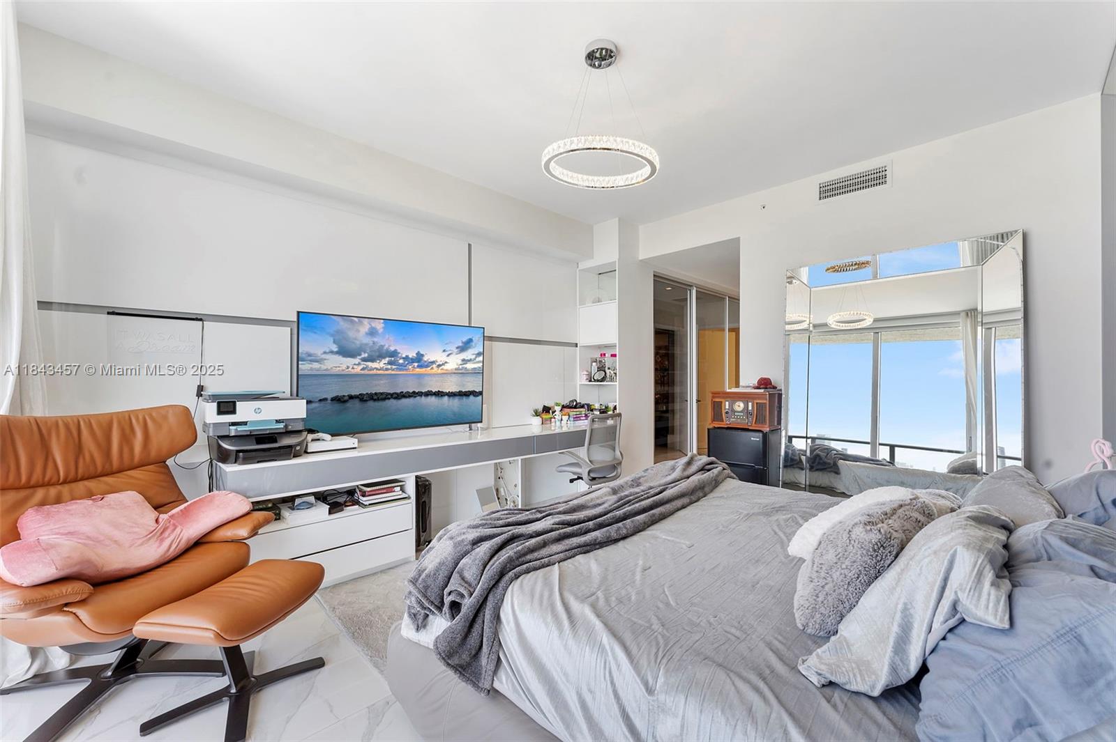 330 Sunny Isles Blvd Unit: 5-LPH03