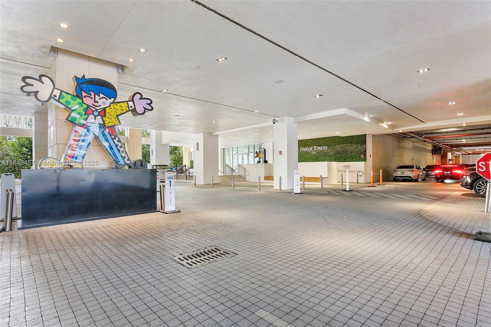 330 Sunny Isles Blvd Unit: 5-LPH03